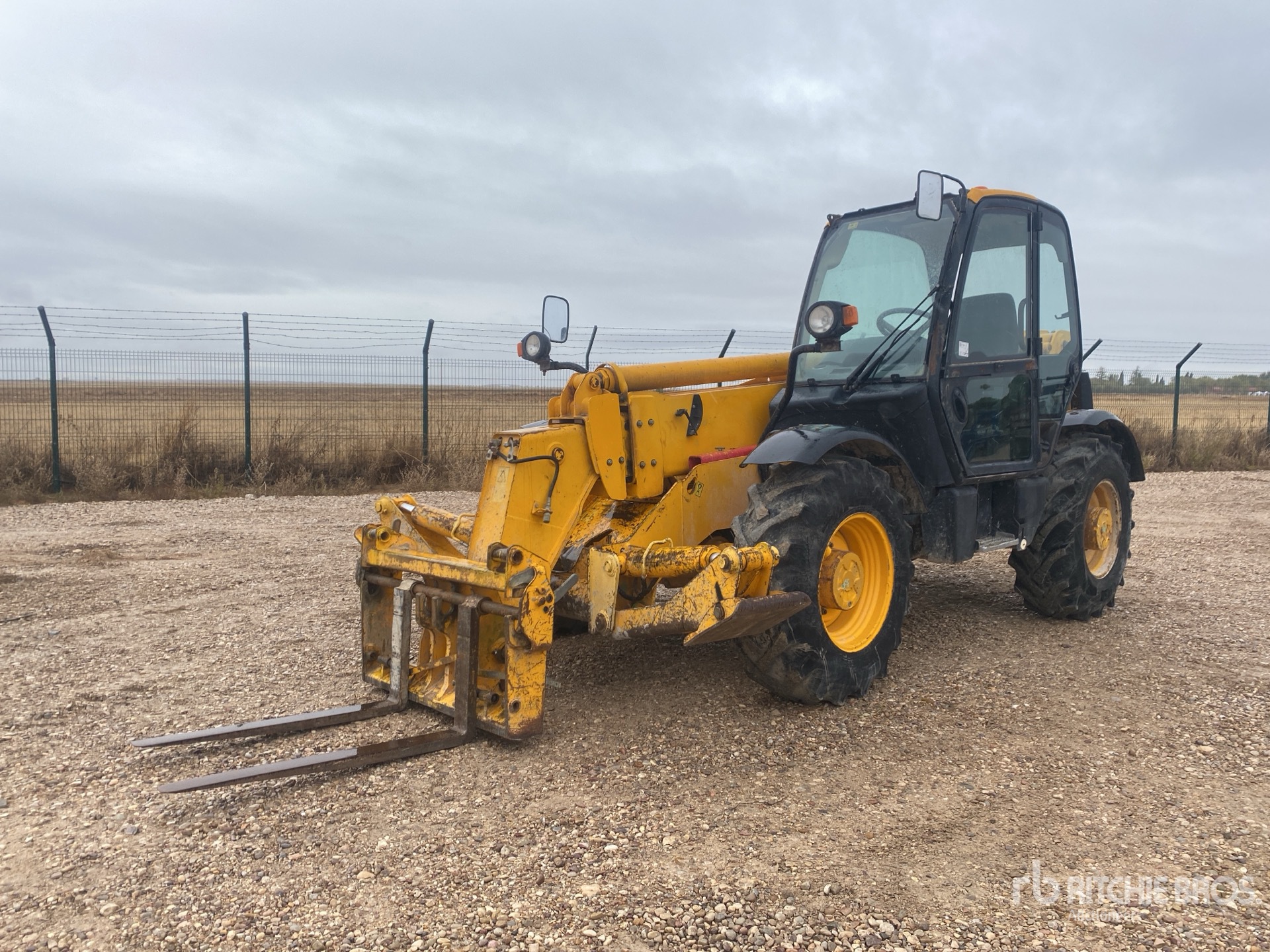 General Appearance with Operation Video