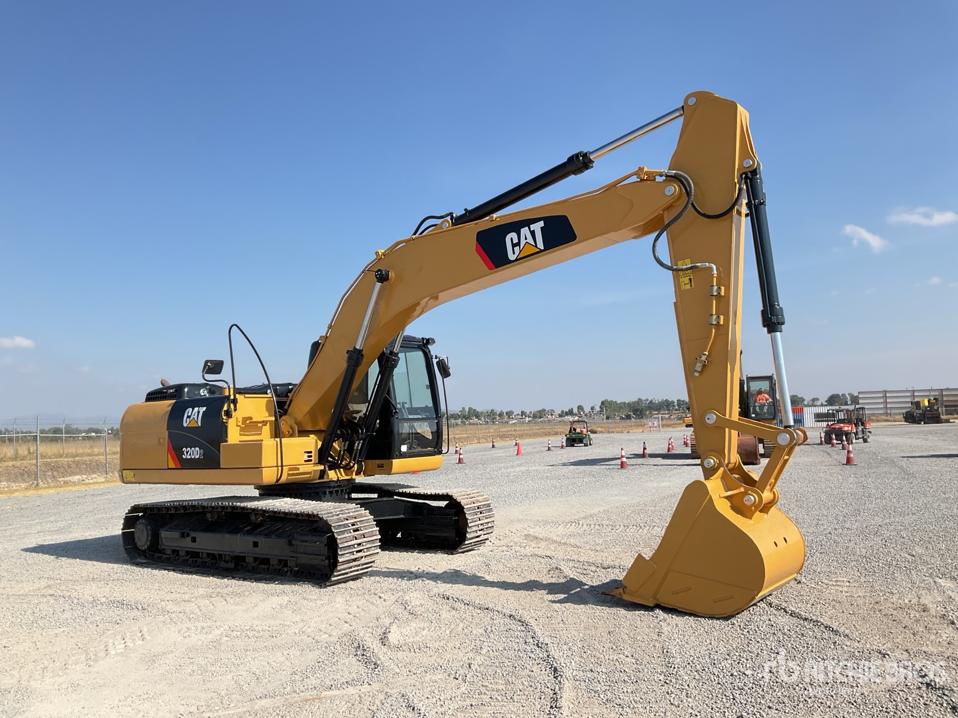 General Appearance with Imagen: esquina delantera derecha