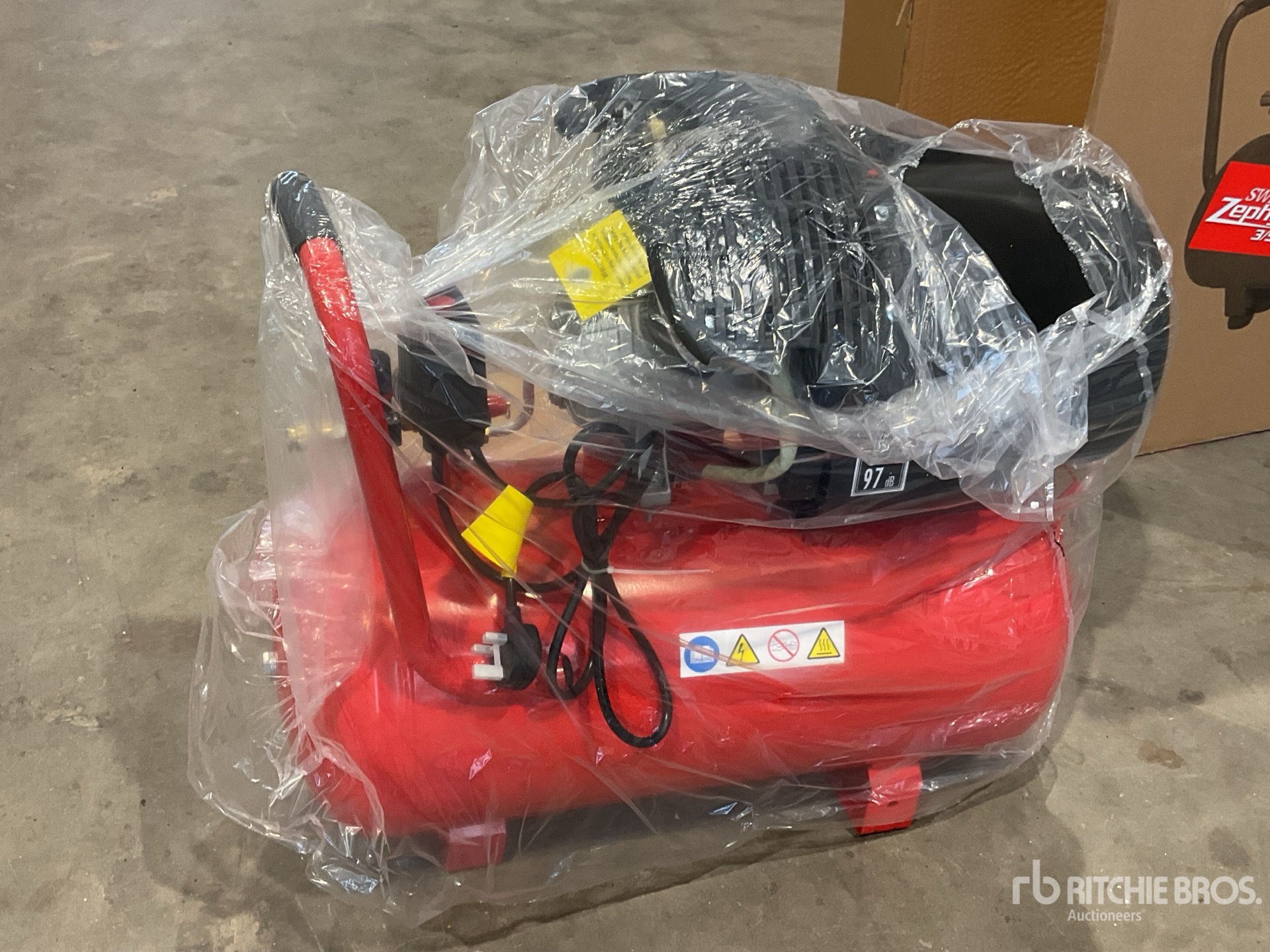 General Appearance with Featured Photo