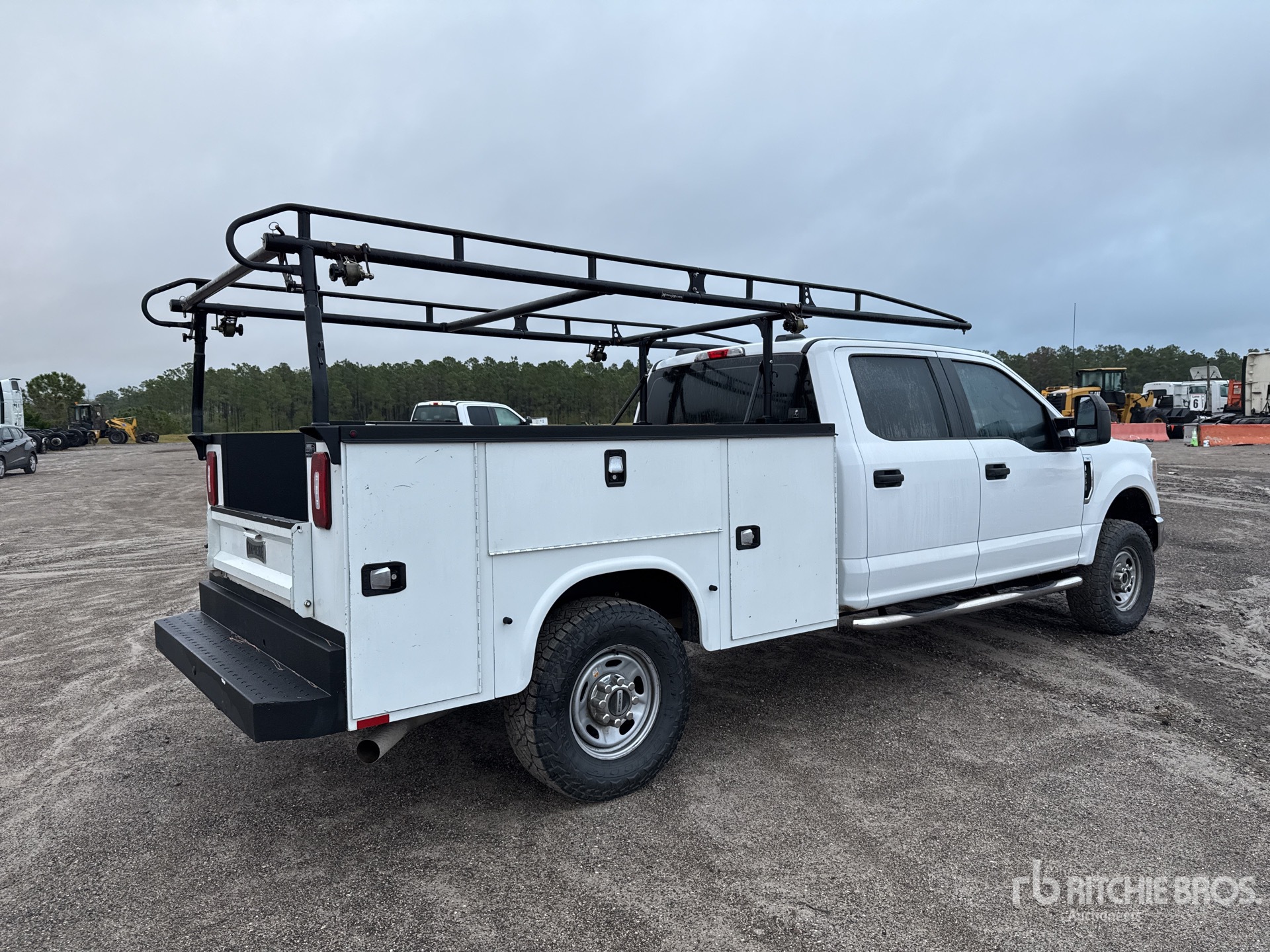 General Appearance with Bild, Ecke hinten rechts