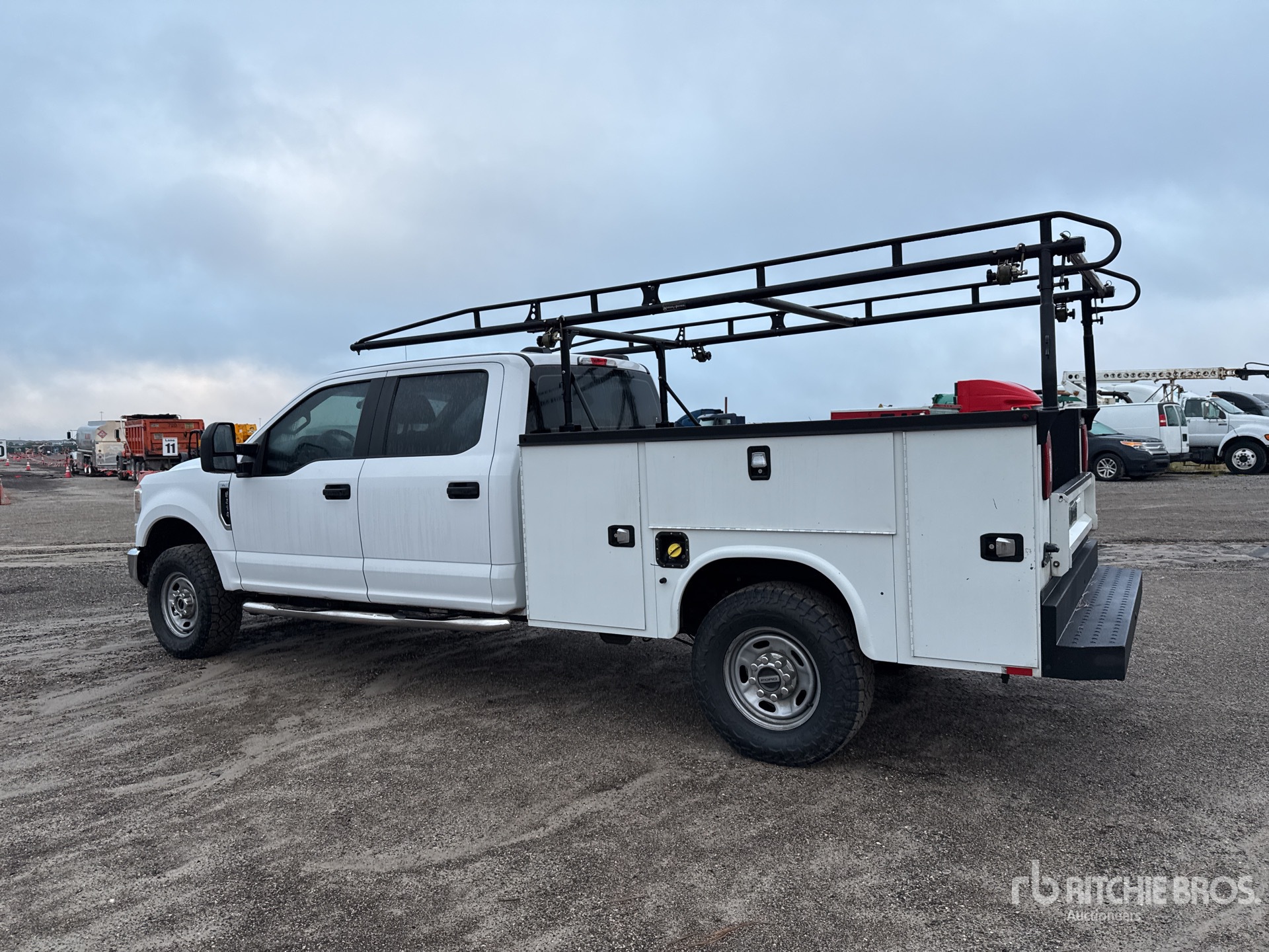 General Appearance with Bild, Ecke hinten links