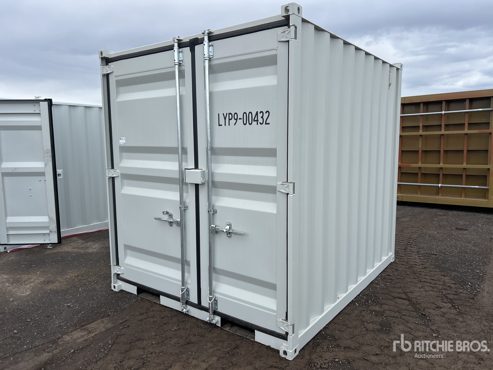 General Appearance with Foto, angolo anteriore sinistro