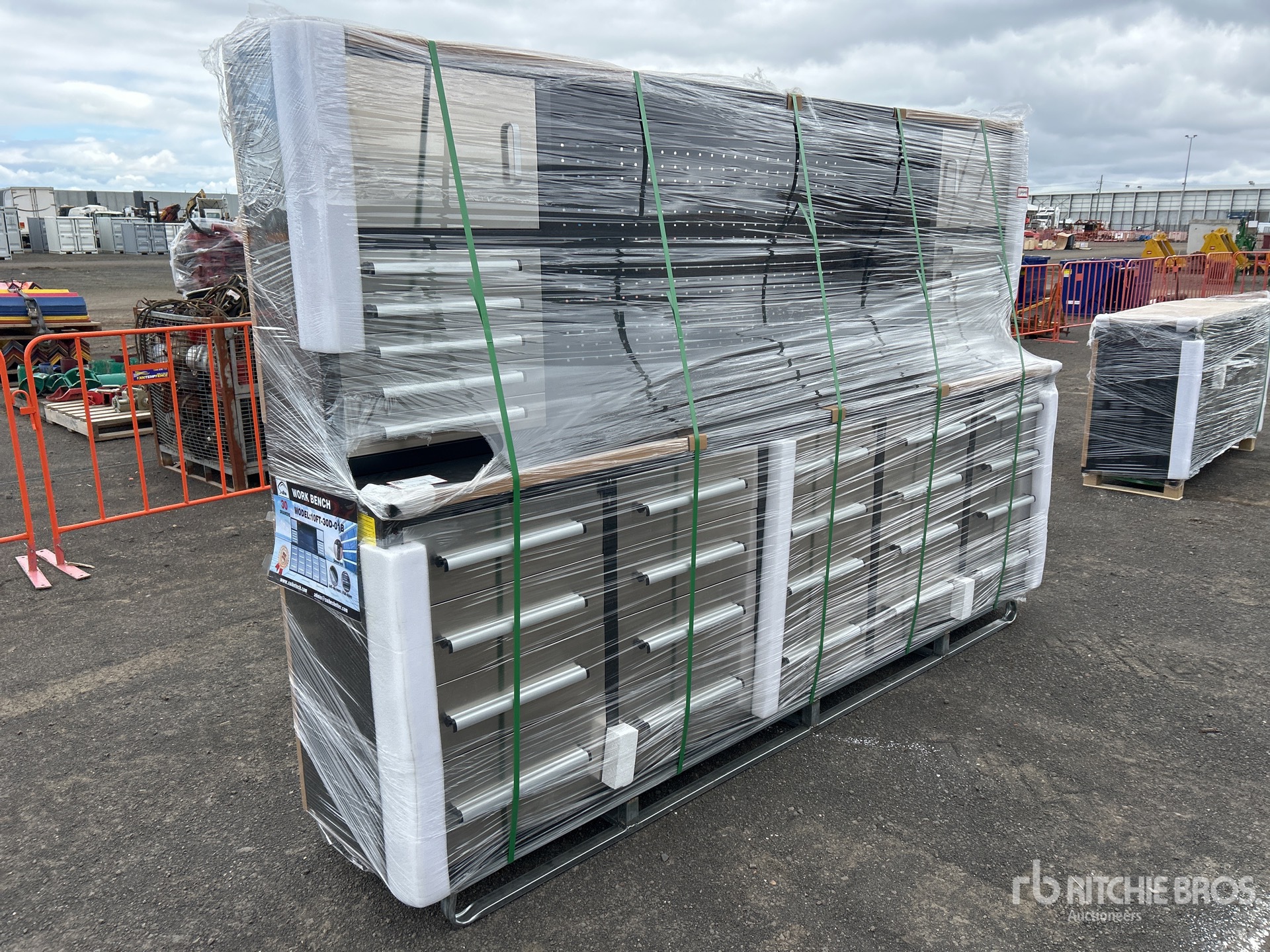 General Appearance with Picture, Right Front Corner