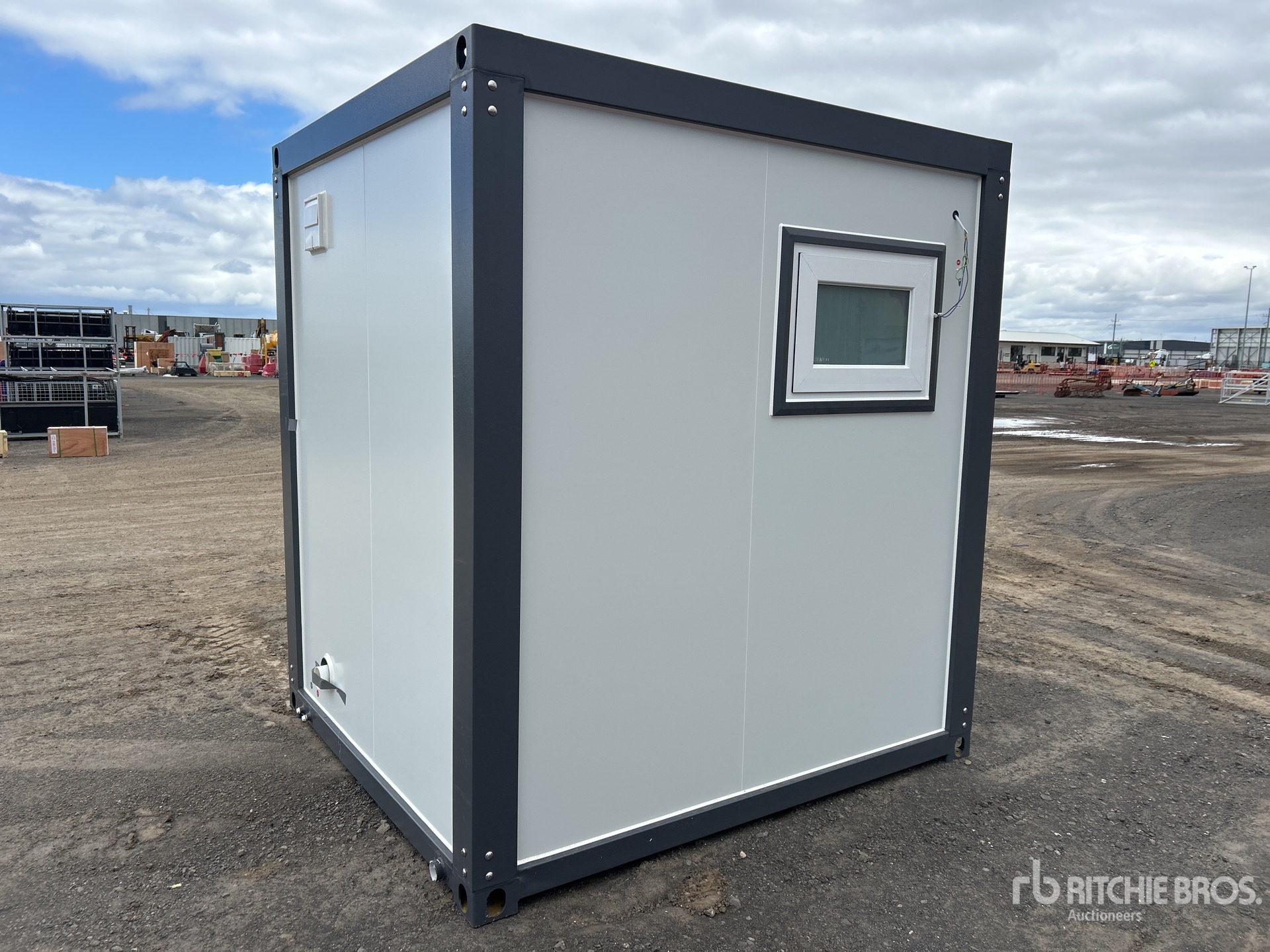 General Appearance with Image, coin arrière gauche