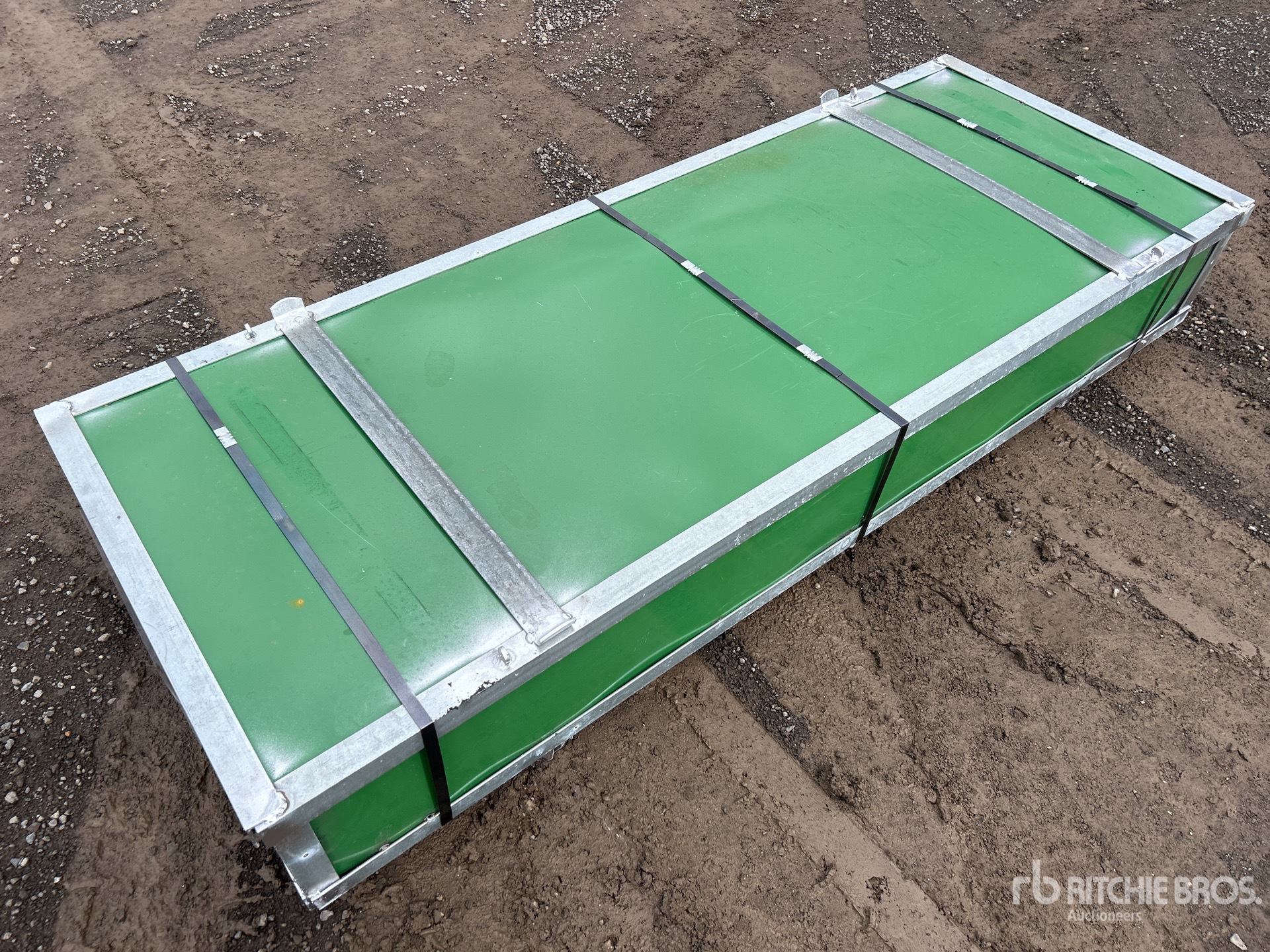 General Appearance with Bild, Ecke hinten links