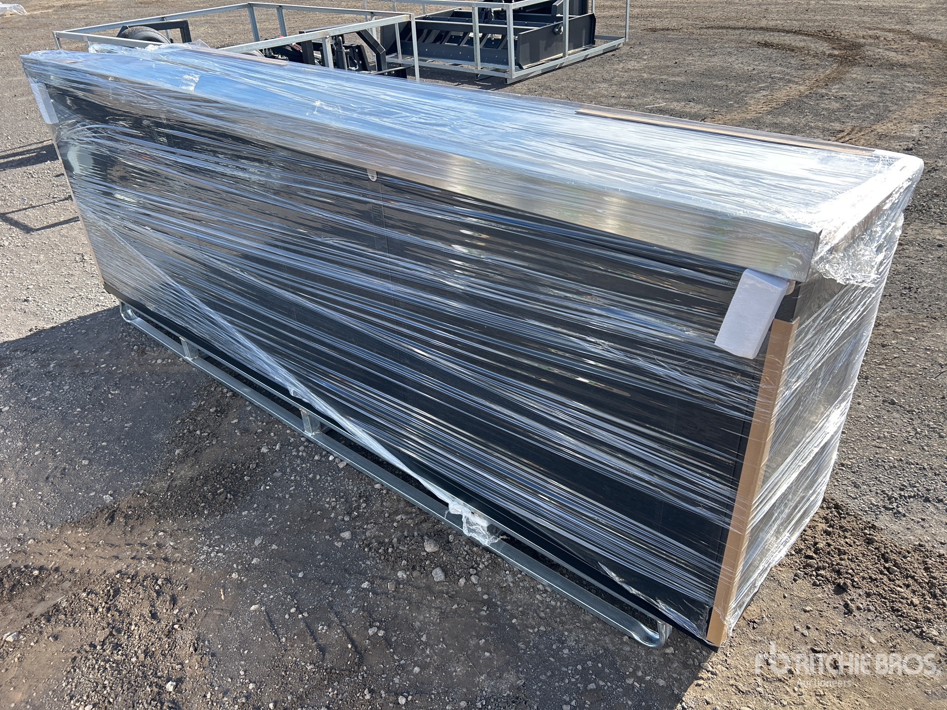 General Appearance with Bild, Ecke hinten rechts