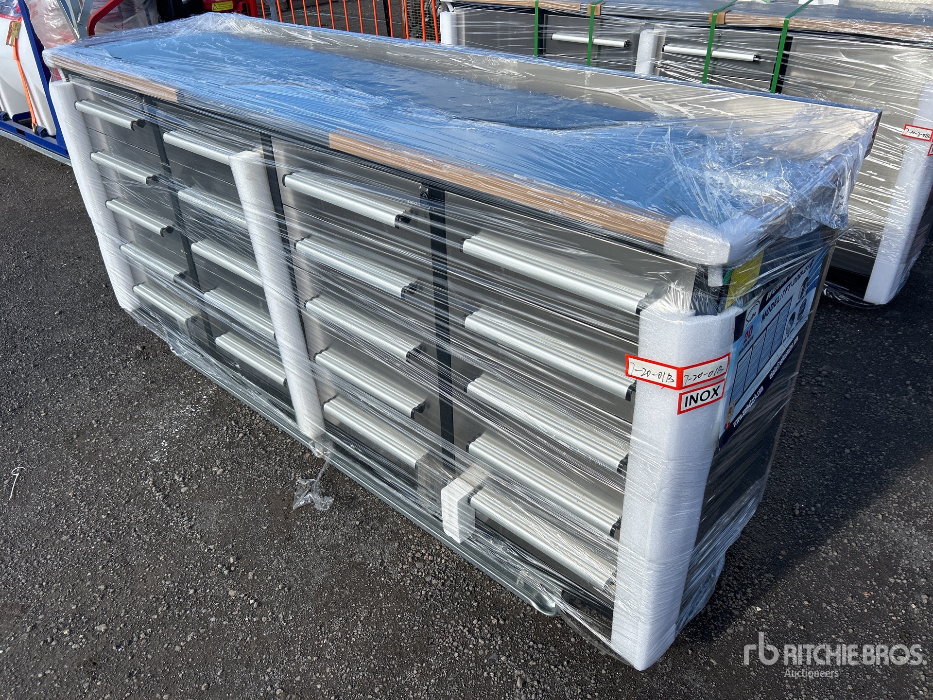 General Appearance with Picture, Left Front Corner