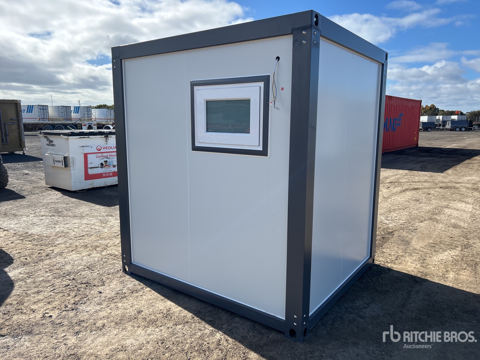 General Appearance with Picture, Right Rear Corner