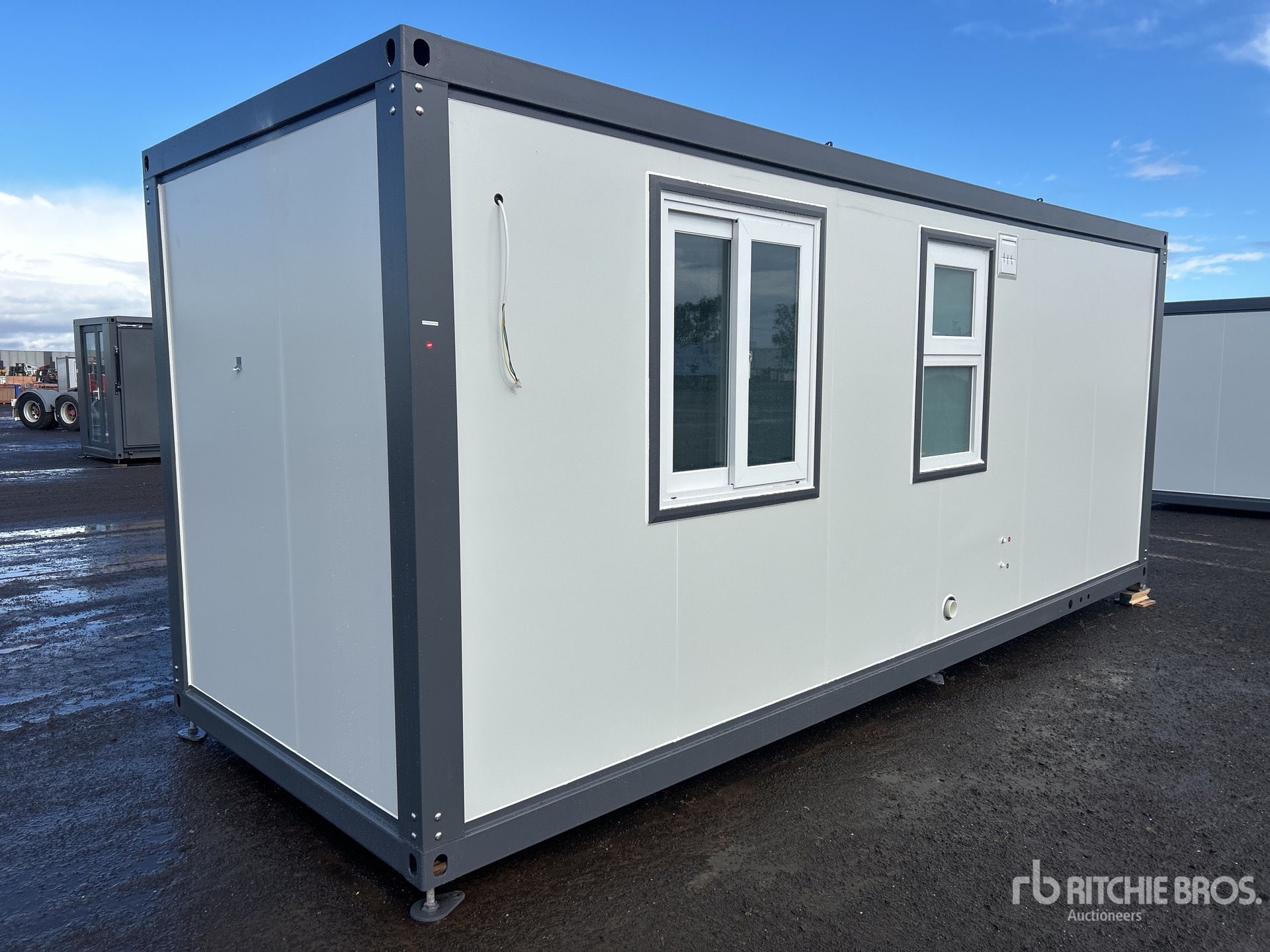 General Appearance with Picture, Left Rear Corner