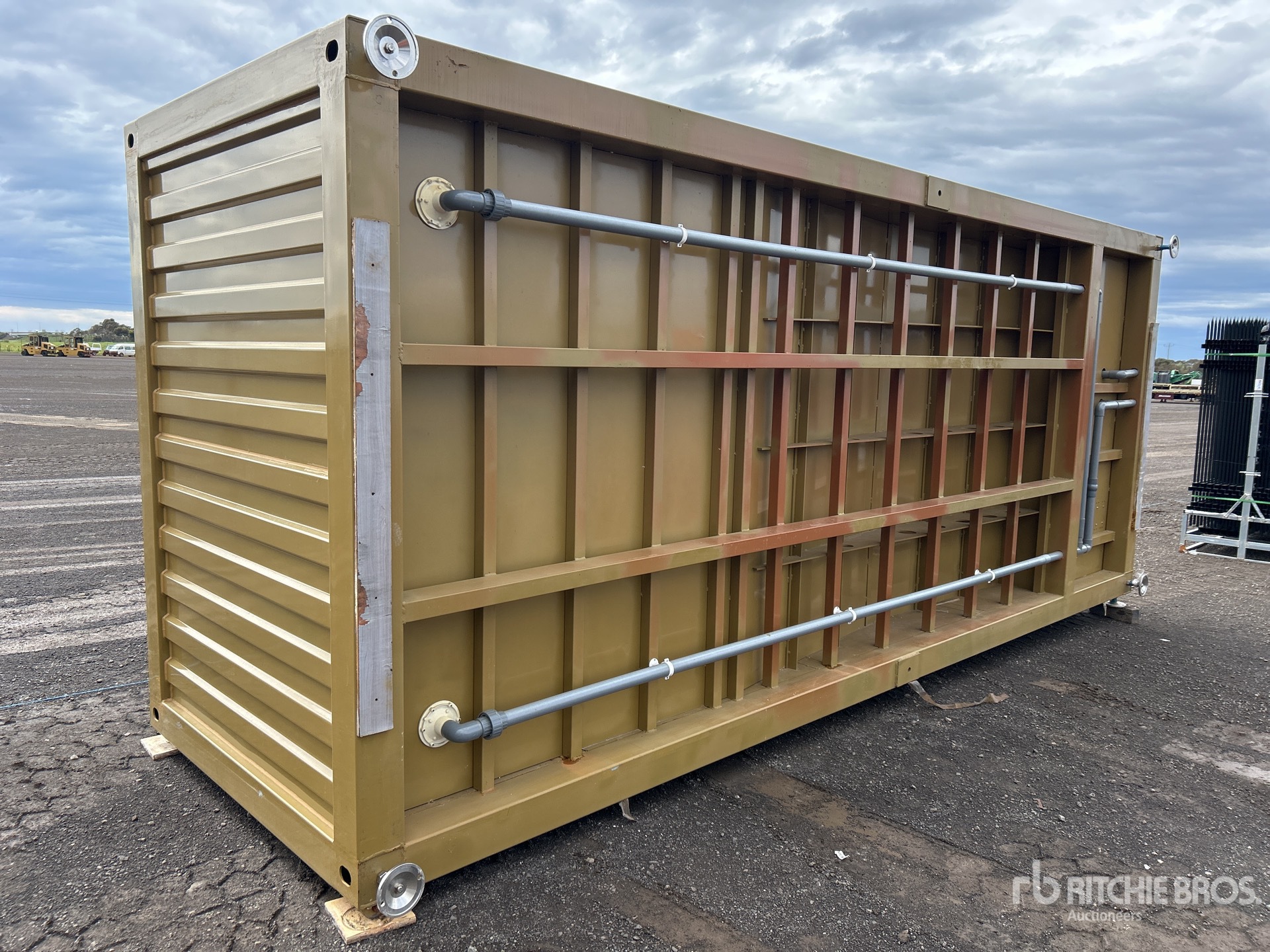 General Appearance with Image, coin arrière gauche