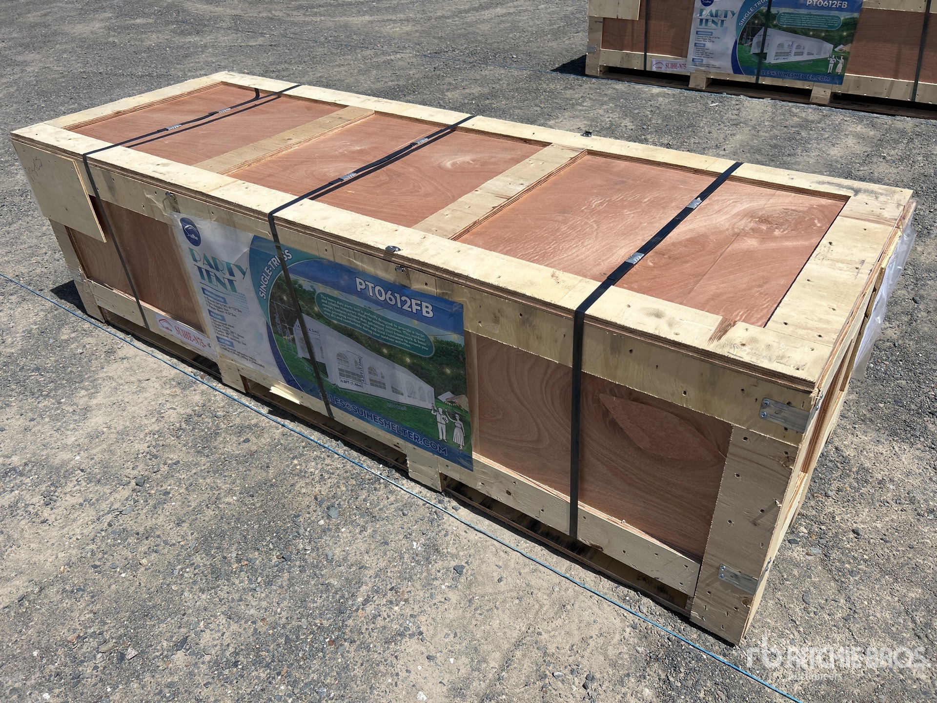 General Appearance with Image, coin avant gauche