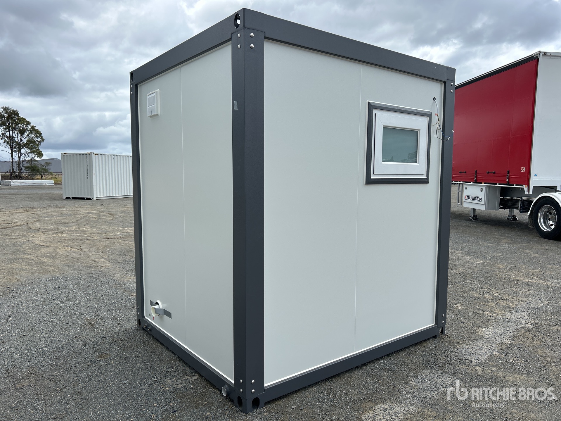 General Appearance with Picture, Left Rear Corner