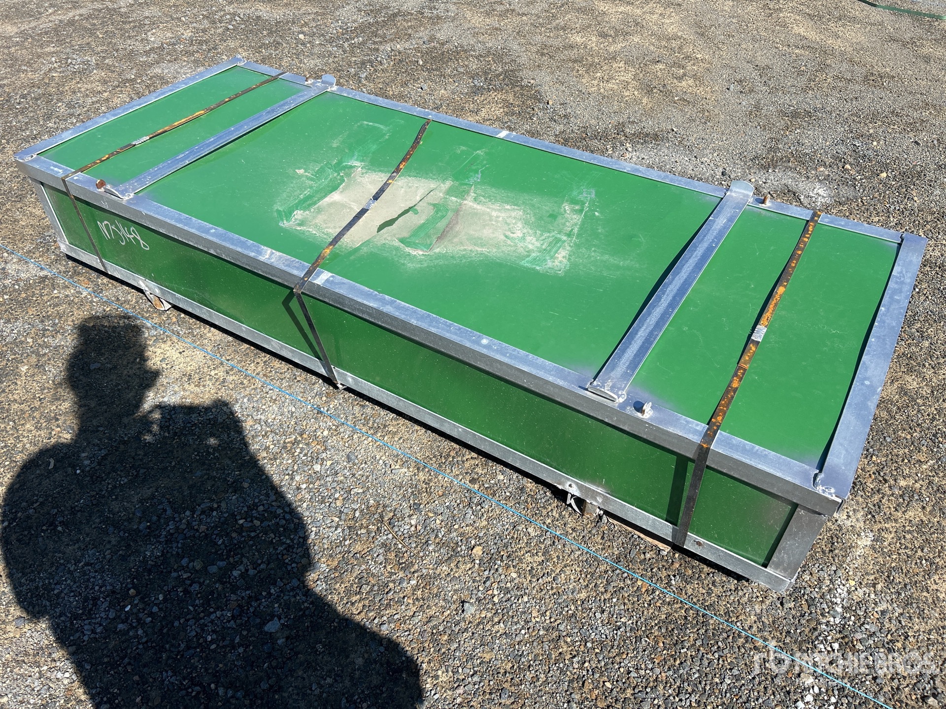 General Appearance with Image, coin arrière droit