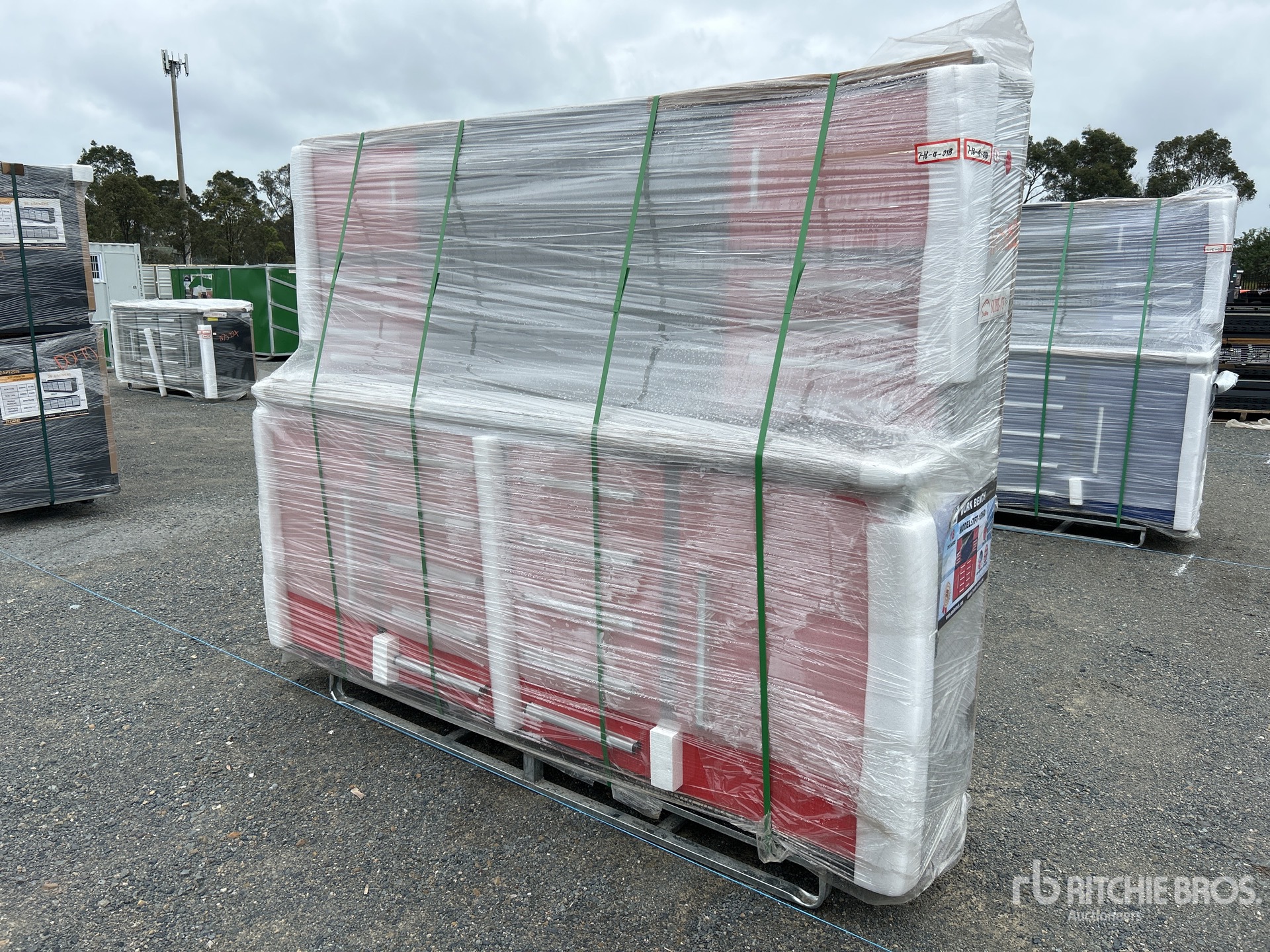 General Appearance with Picture, Left Front Corner