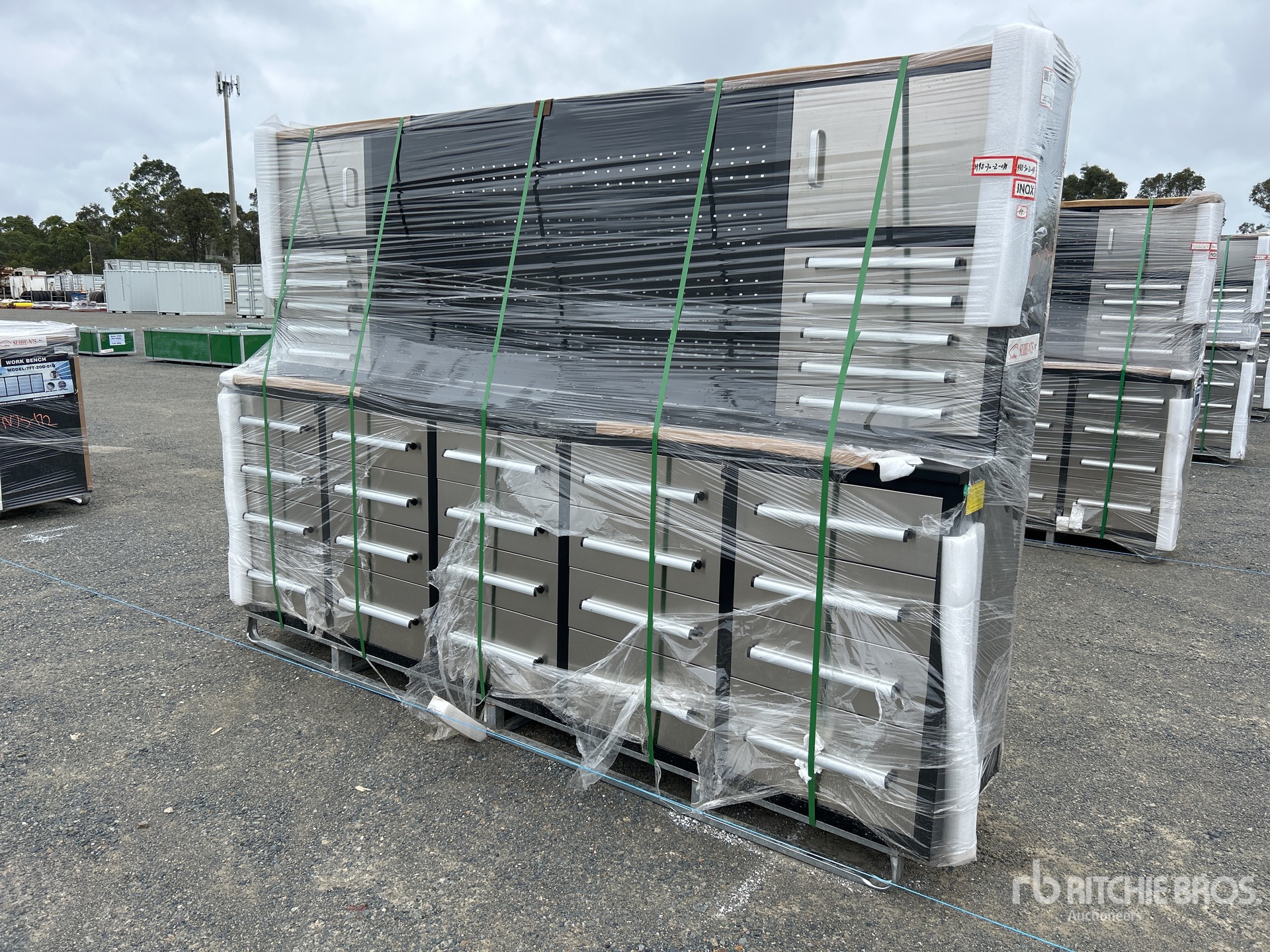 General Appearance with Picture, Left Front Corner