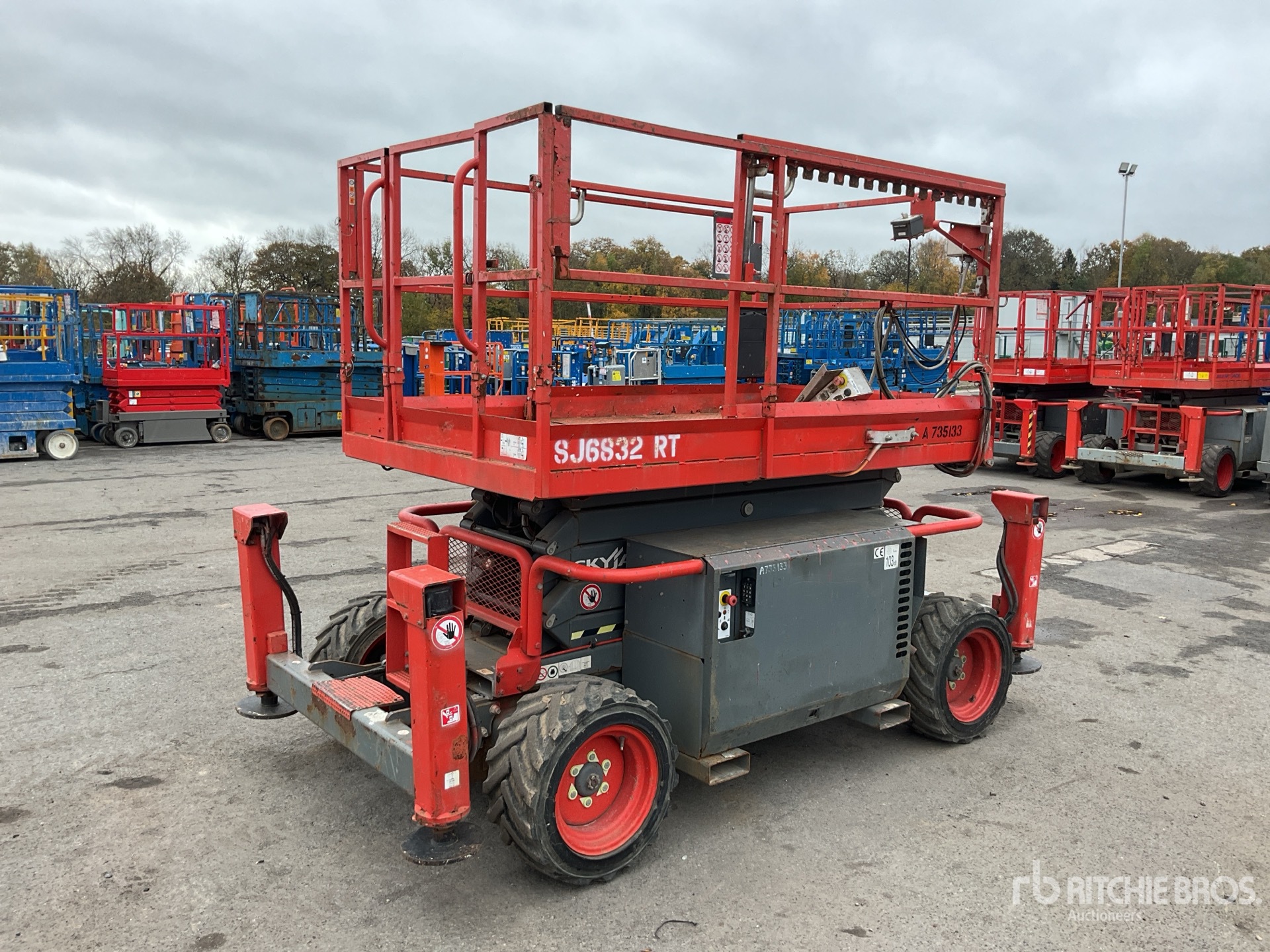 General Appearance with Picture, Right Rear Corner