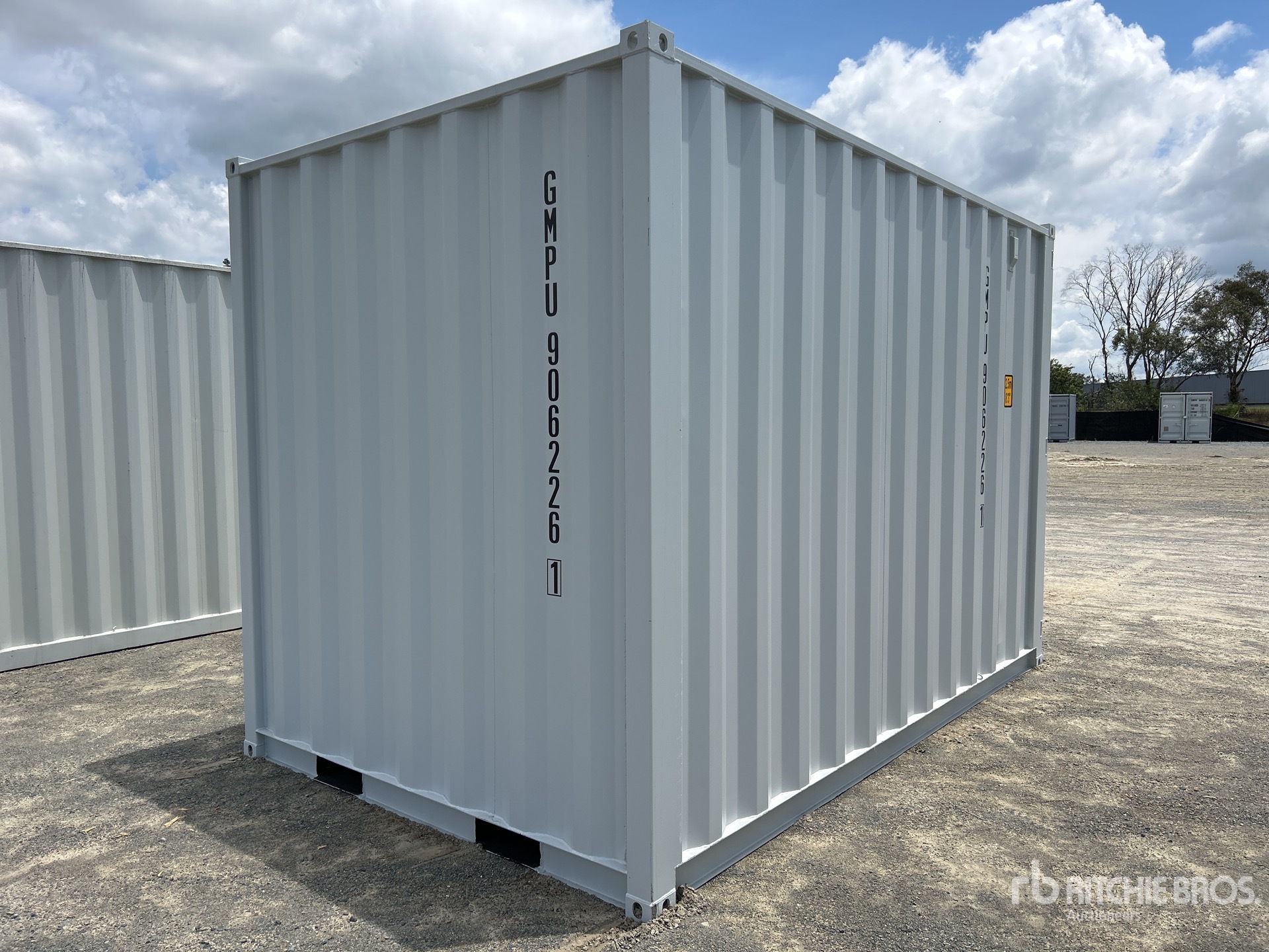 General Appearance with Bild, Ecke hinten rechts