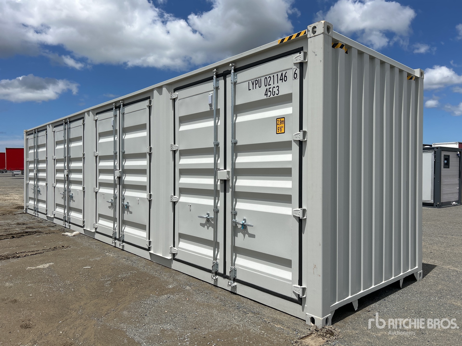 General Appearance with Bild, Ecke hinten links