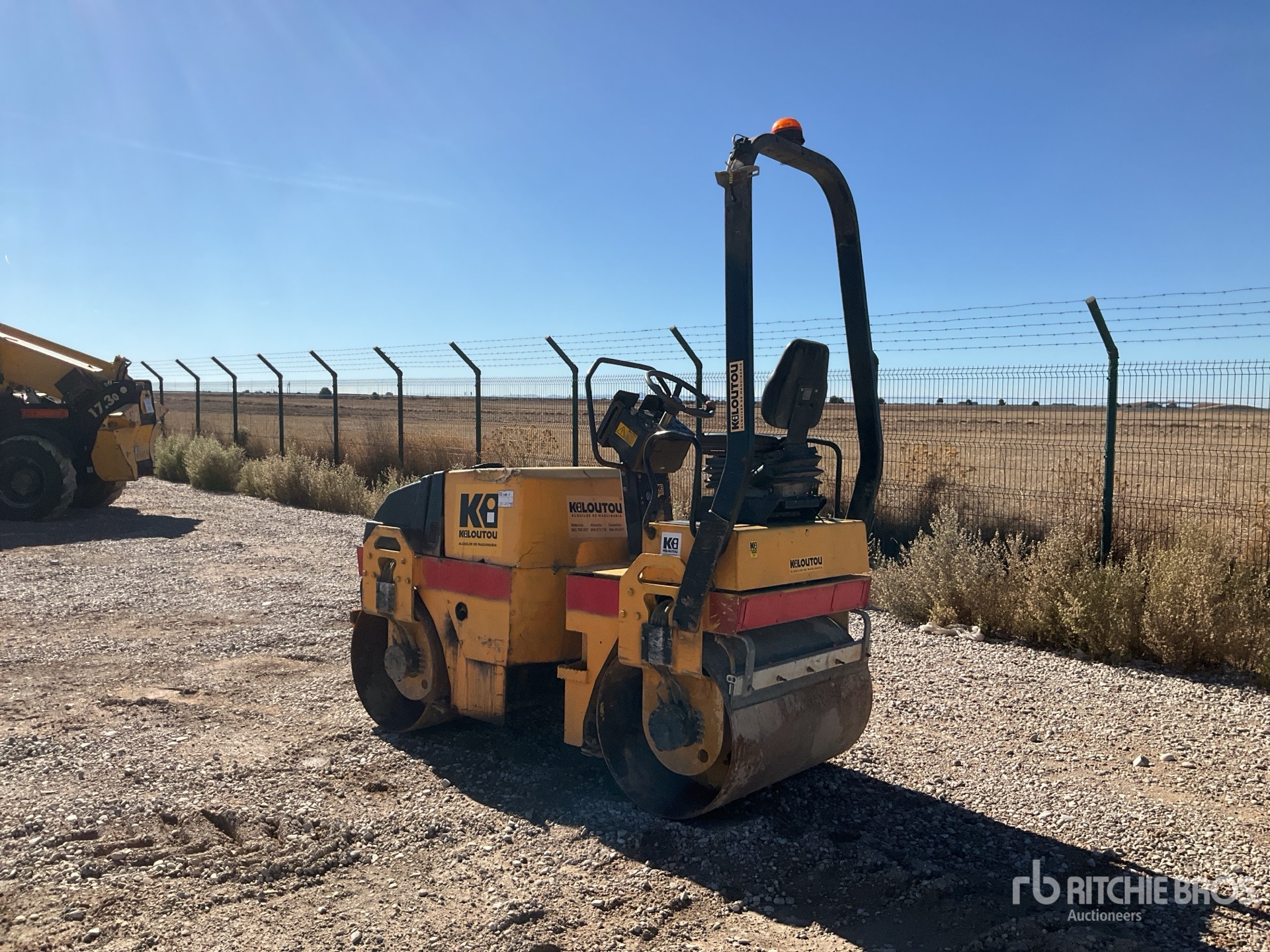 General Appearance with Imagen: esquina trasera izquierda