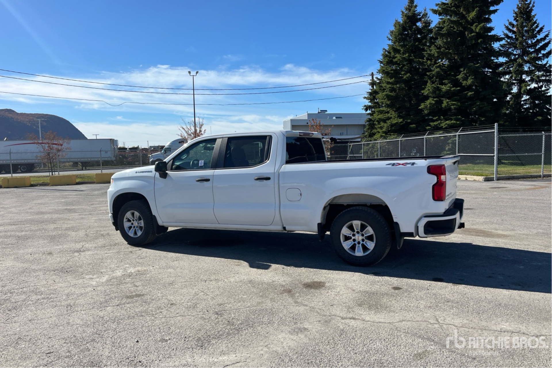 General Appearance with Picture, Left Rear Corner