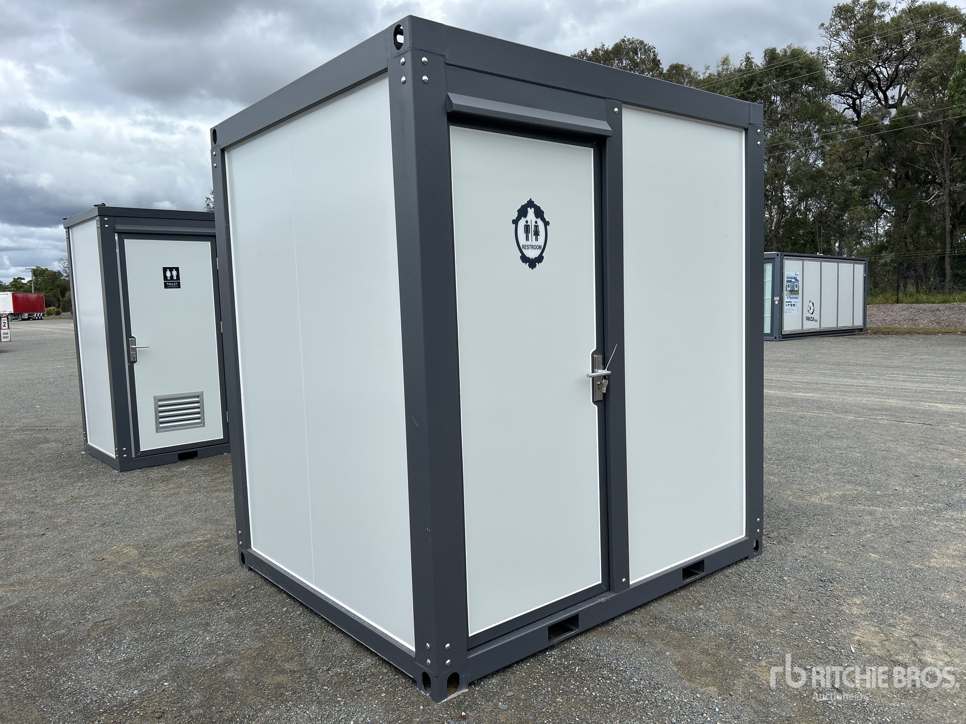 General Appearance with Picture, Right Front Corner