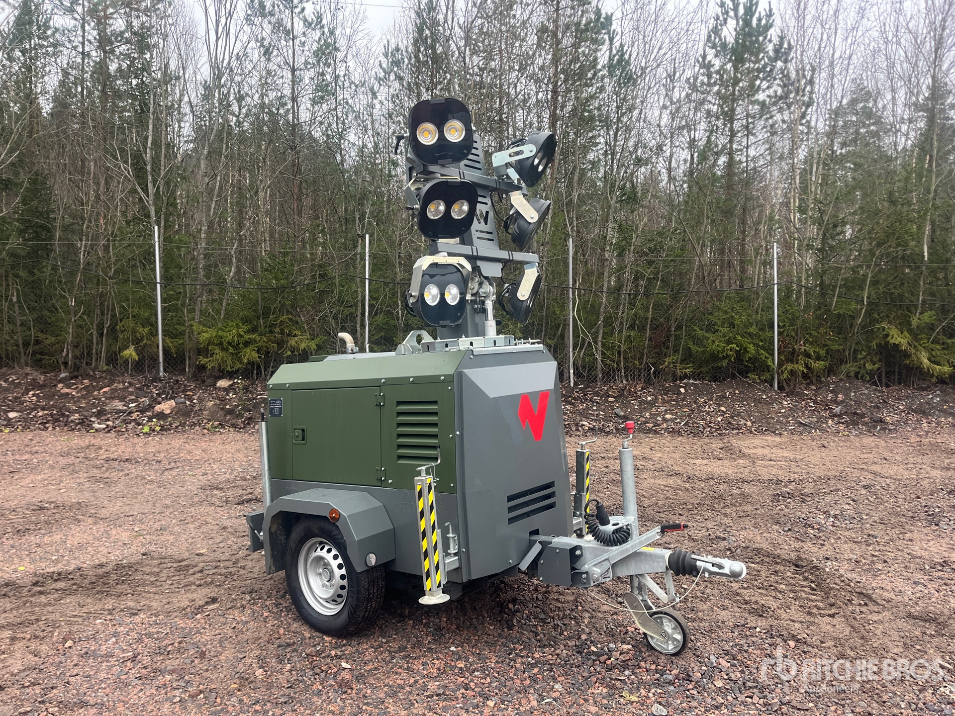 General Appearance with Picture, Right Front Corner