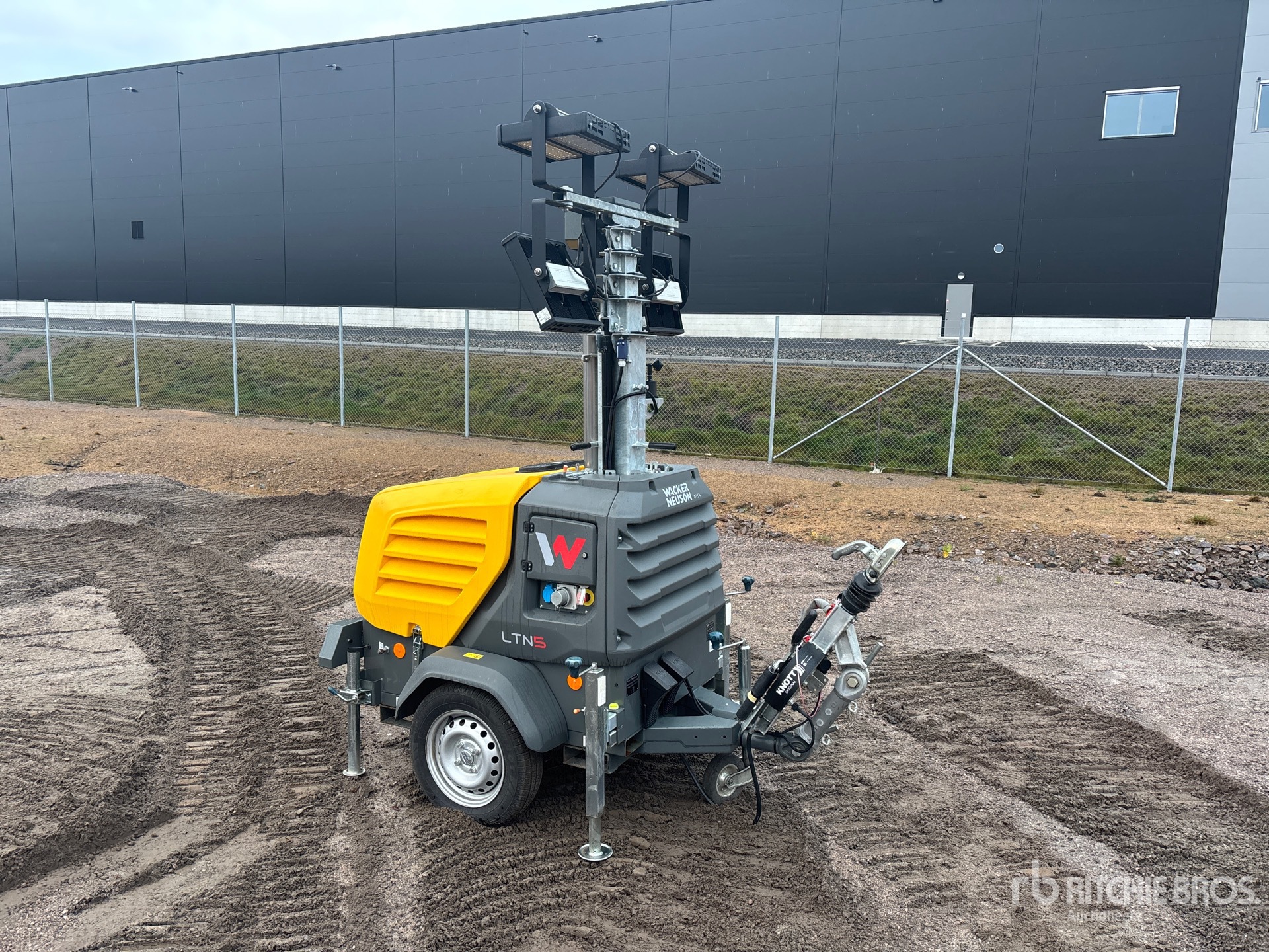 General Appearance with Picture, Left Front Corner