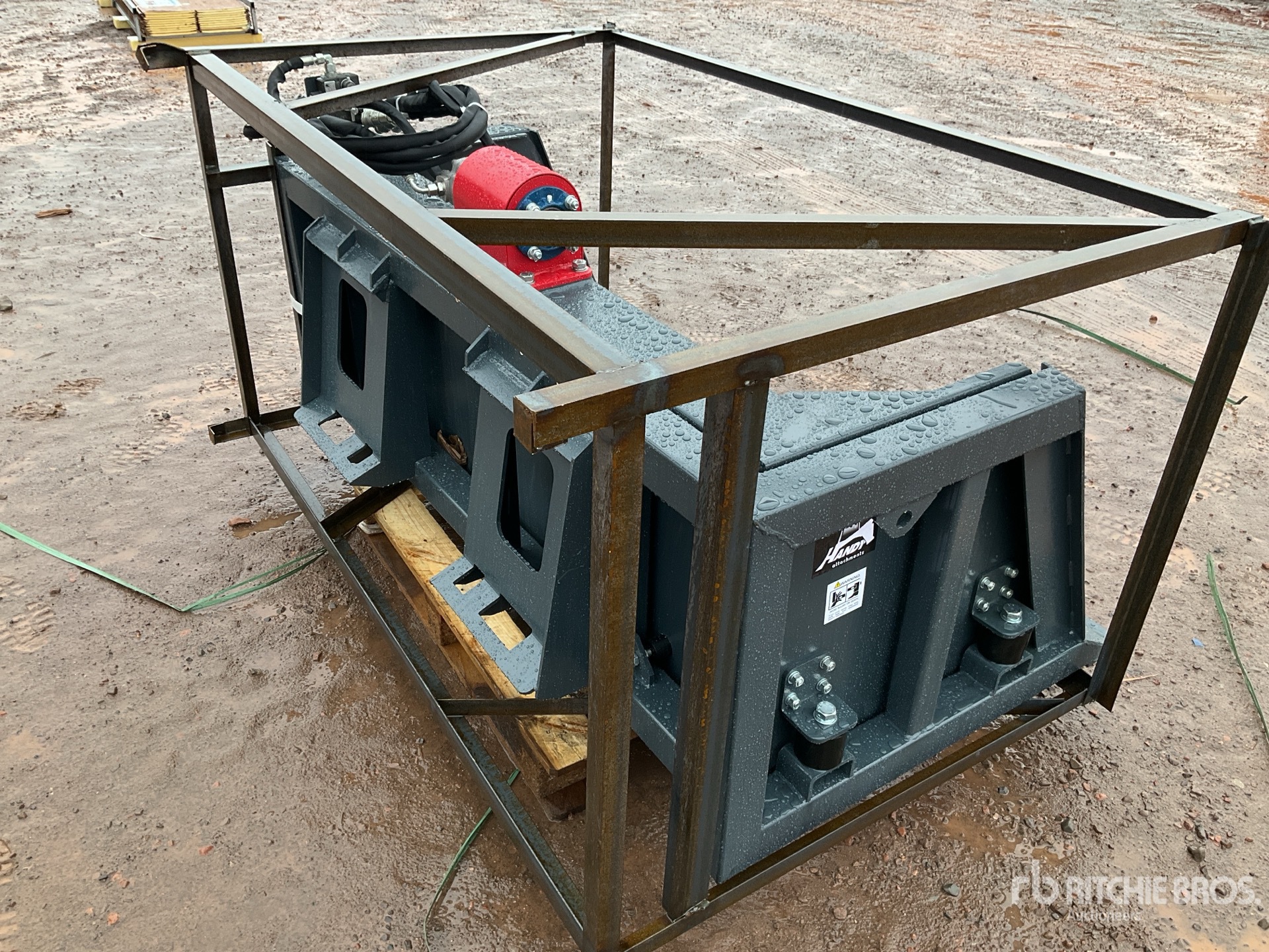 General Appearance with Picture, Right Rear Corner