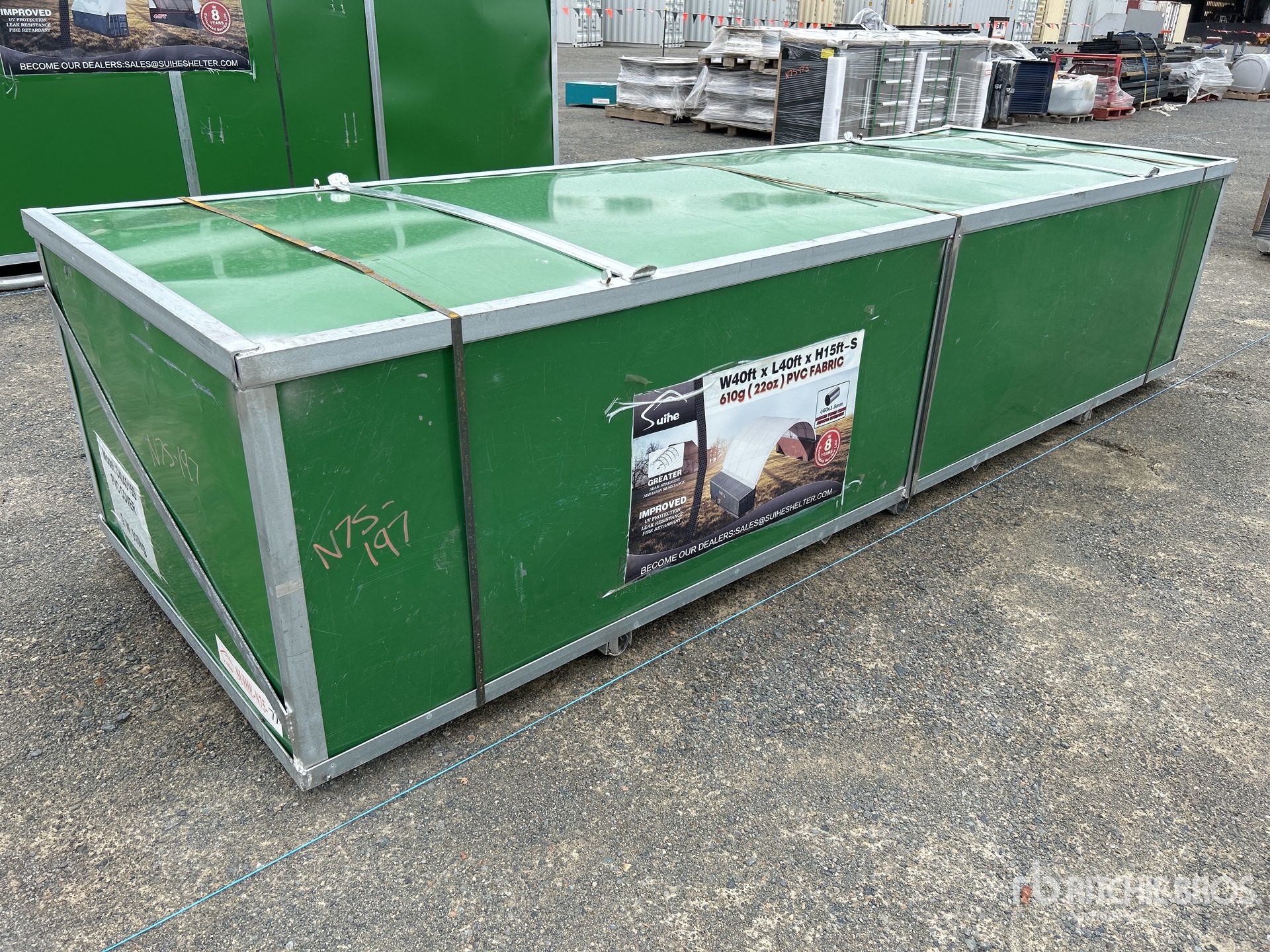 General Appearance with Bild, Ecke vorne rechts