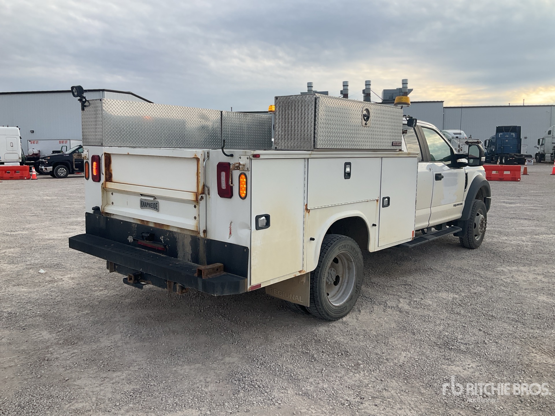 General Appearance with Picture, Right Rear Corner