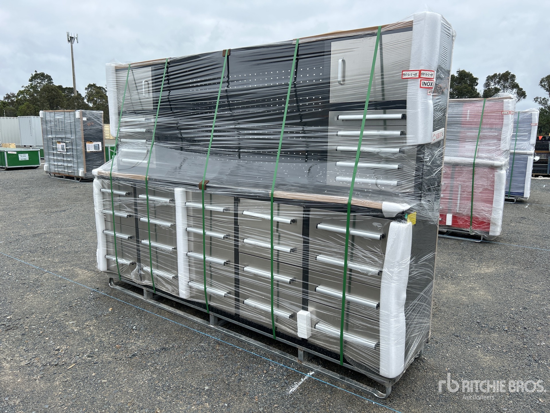 General Appearance with Picture, Left Front Corner