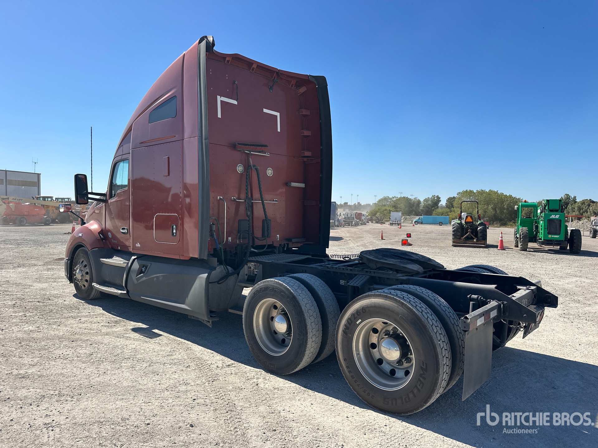 General Appearance with Picture, Left Rear Corner