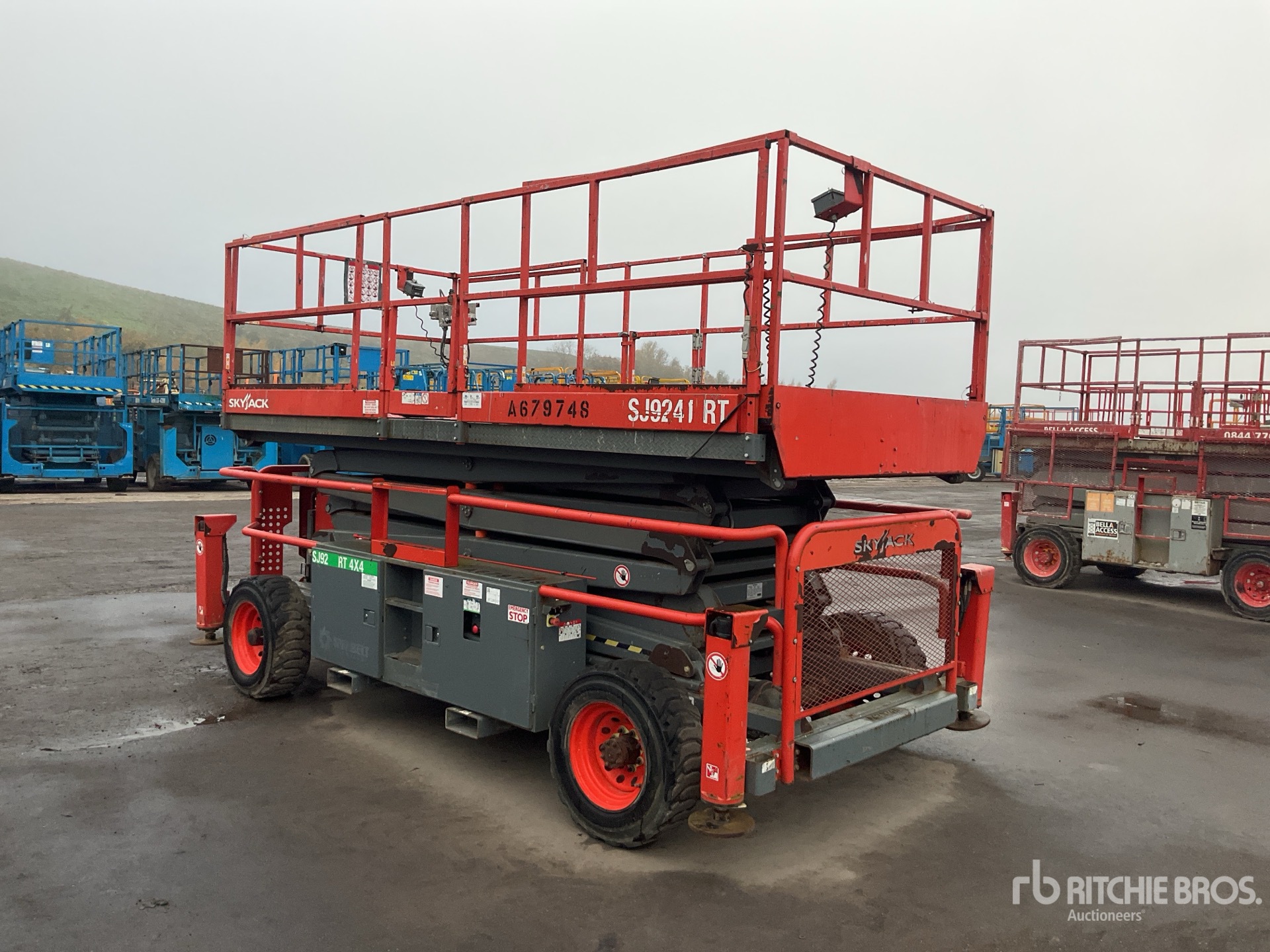 General Appearance with Bild, Ecke vorne rechts