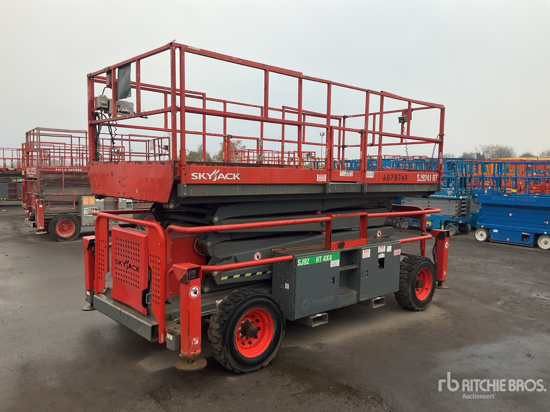 General Appearance with Bild, Ecke hinten rechts