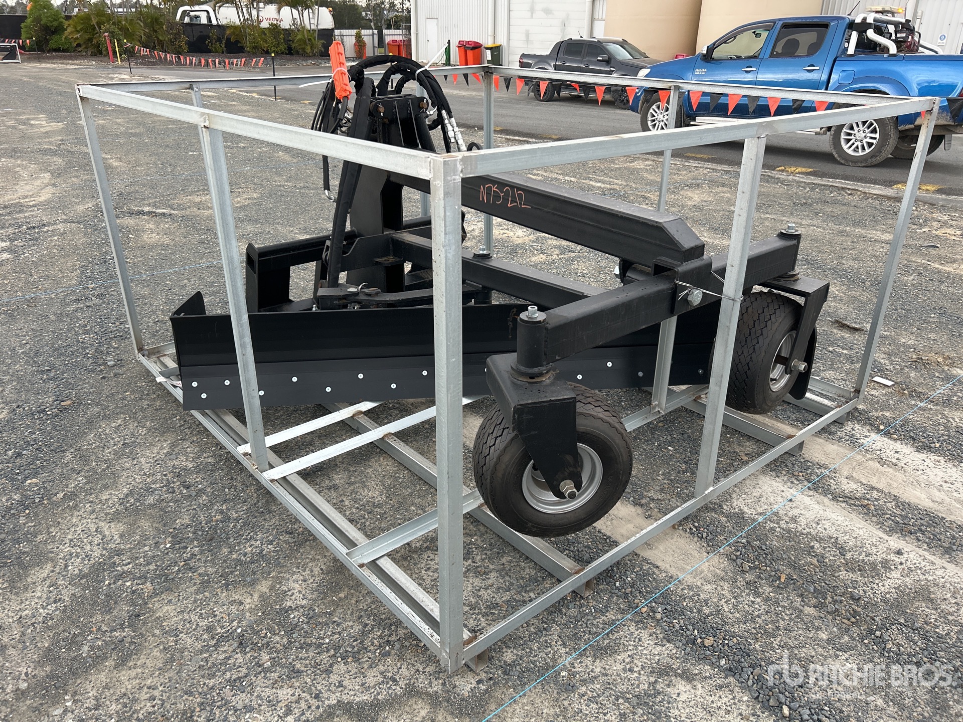 General Appearance with Picture, Right Front Corner