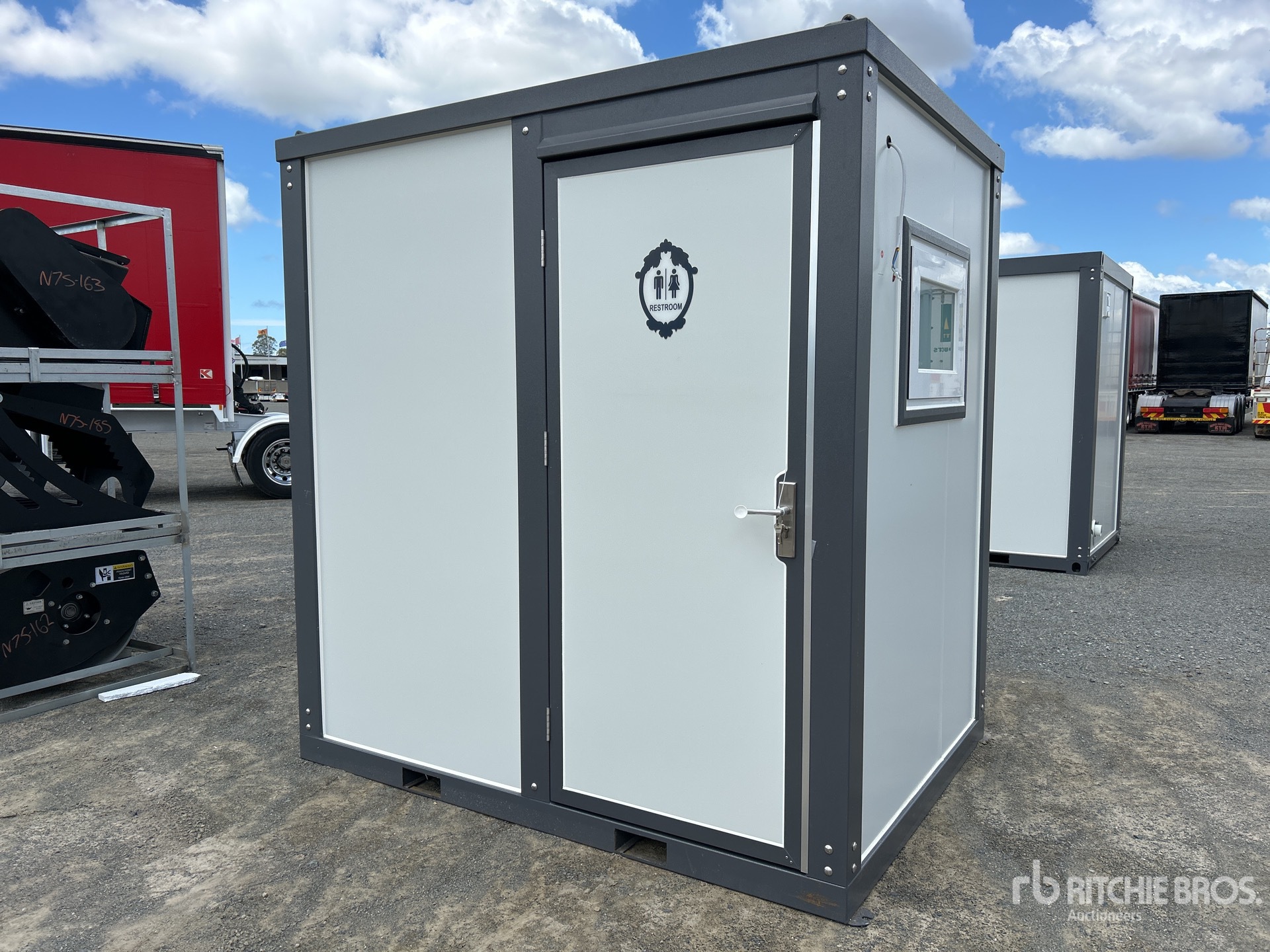 General Appearance with Picture, Left Front Corner