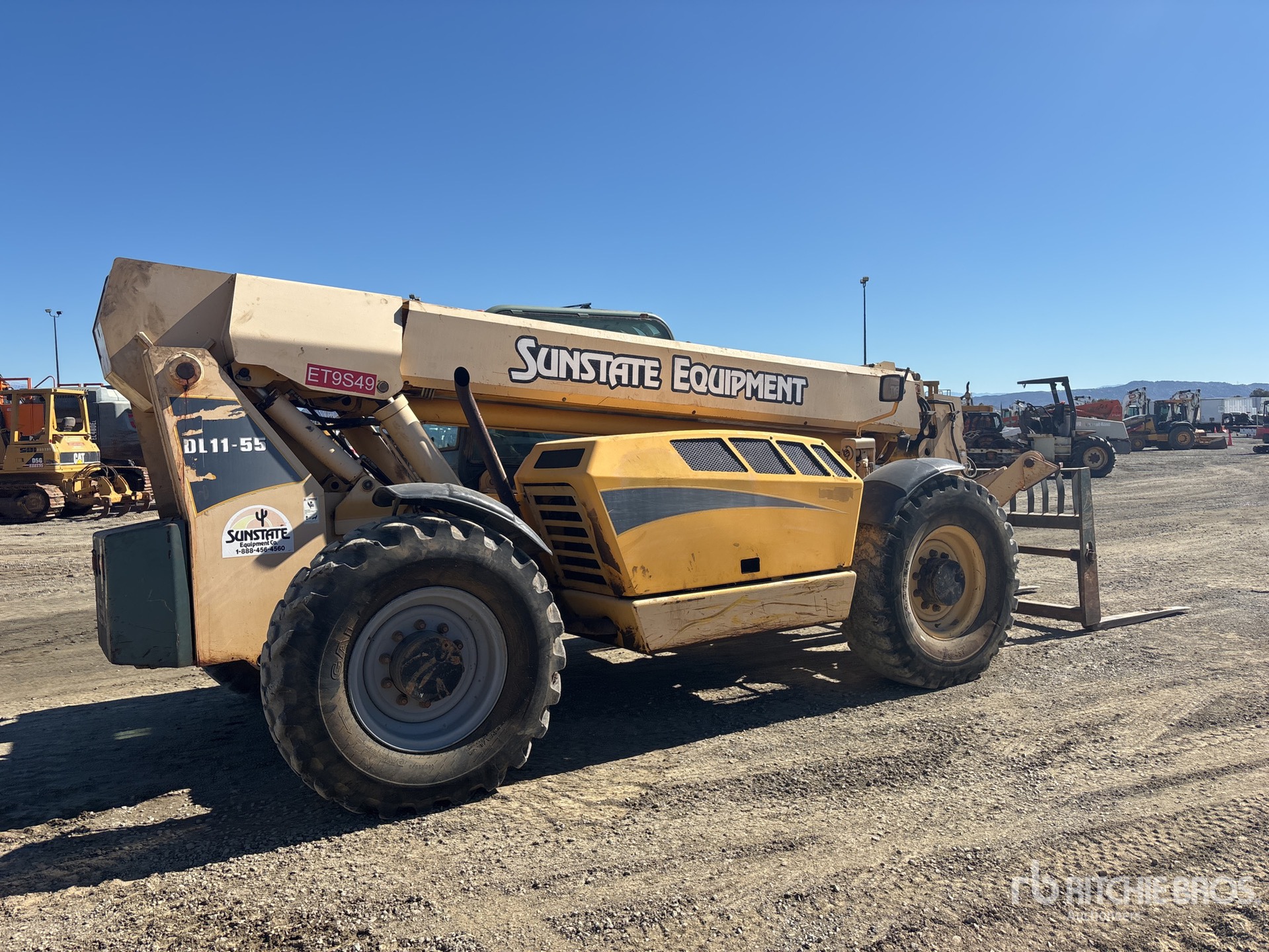 General Appearance with Picture, Right Rear Corner