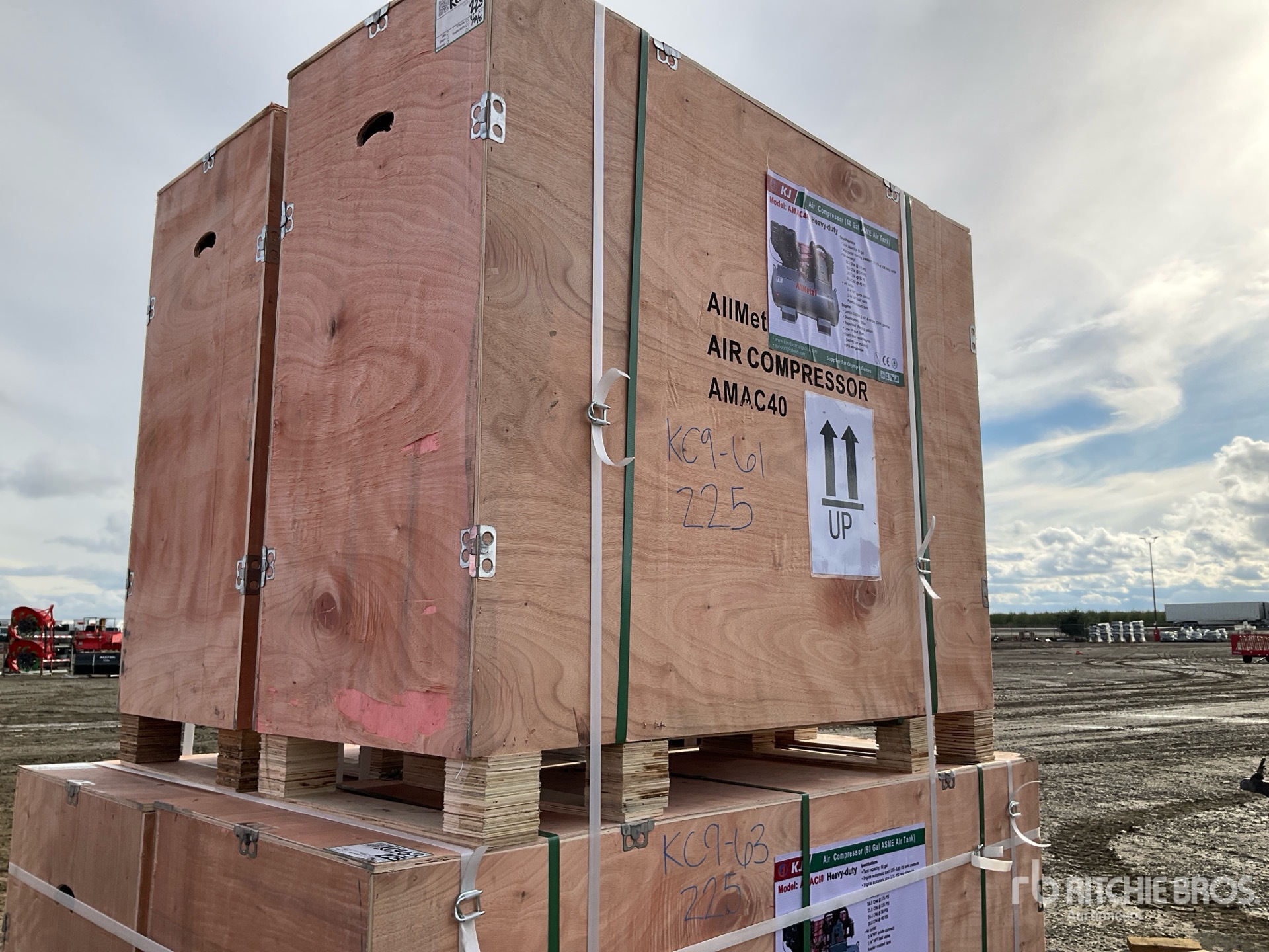 Aspect général with Image, coin avant gauche