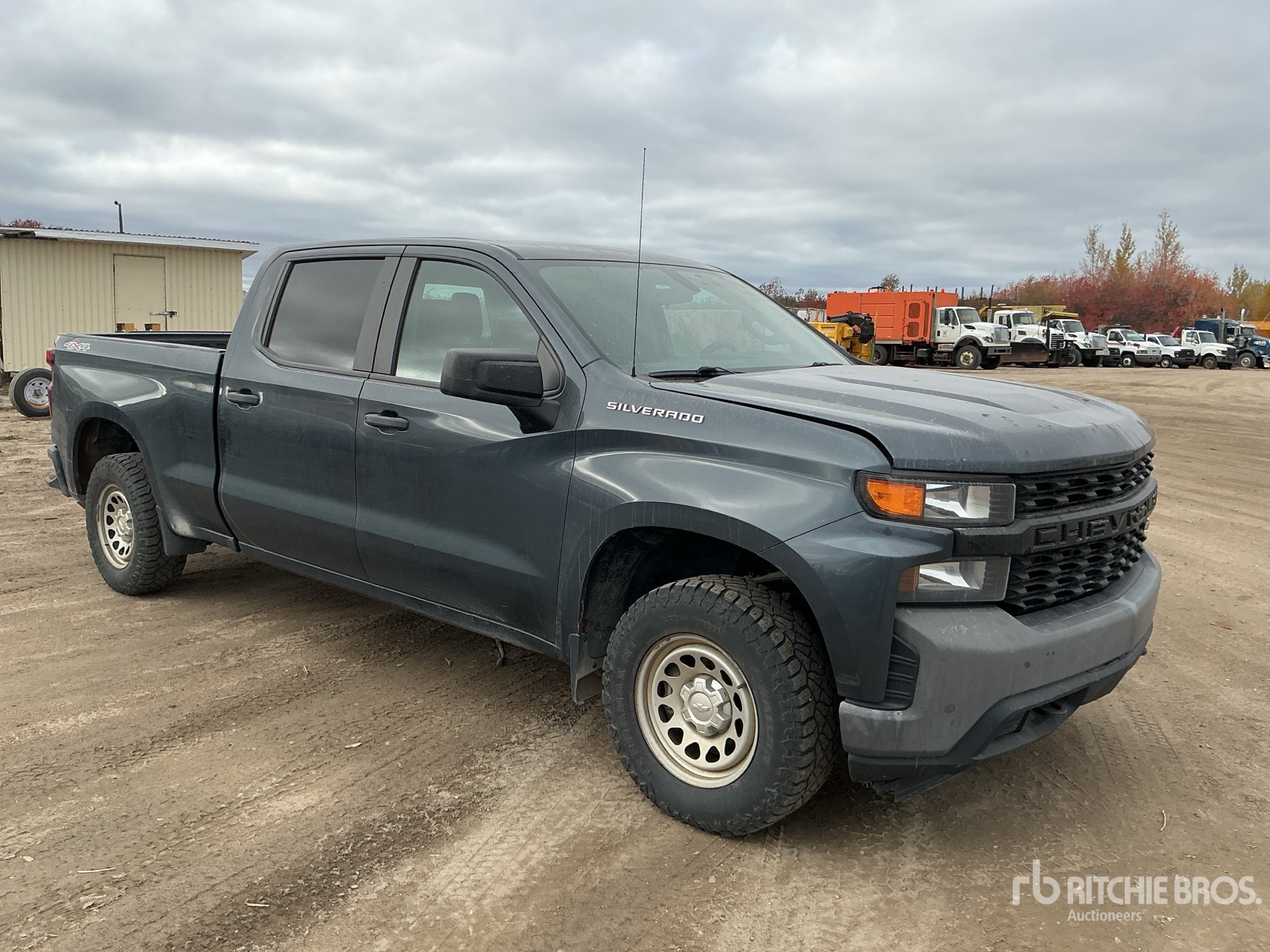 General Appearance with Picture, Right Front Corner