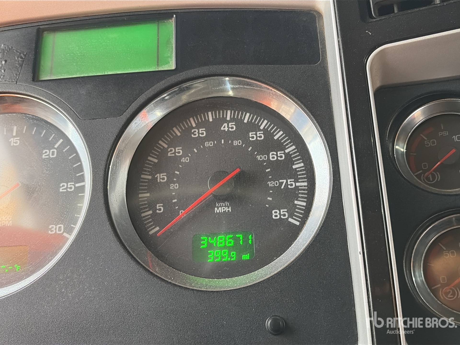 General Appearance with Hour Meter / Odometer
