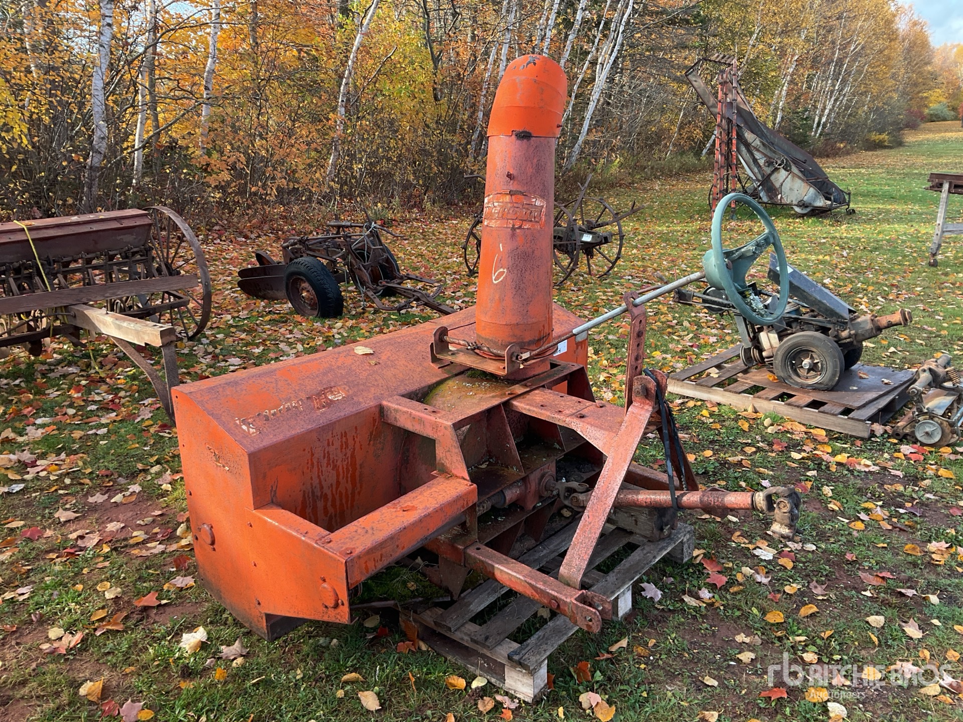 Aspect général with Image, coin avant droit