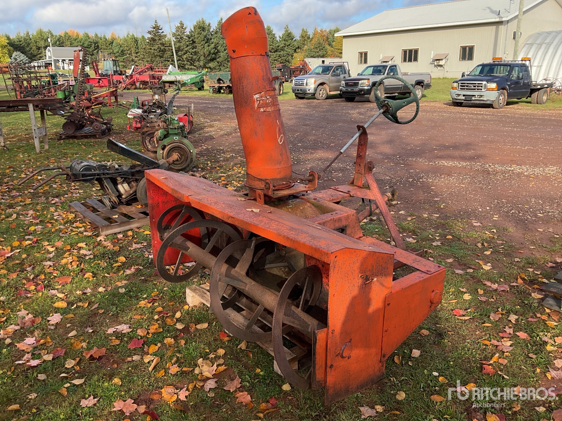 Aspect général with Image, coin arrière droit