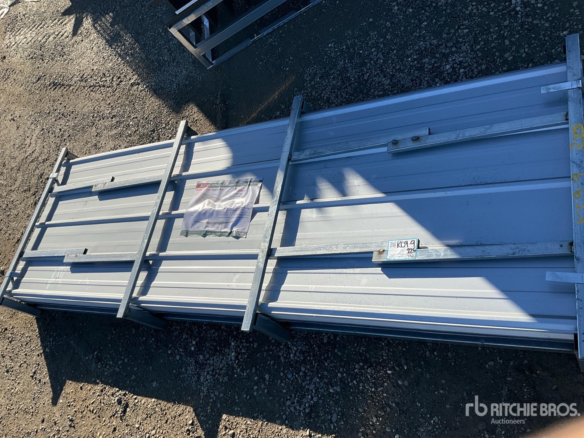 Aspect général with Image, coin avant gauche