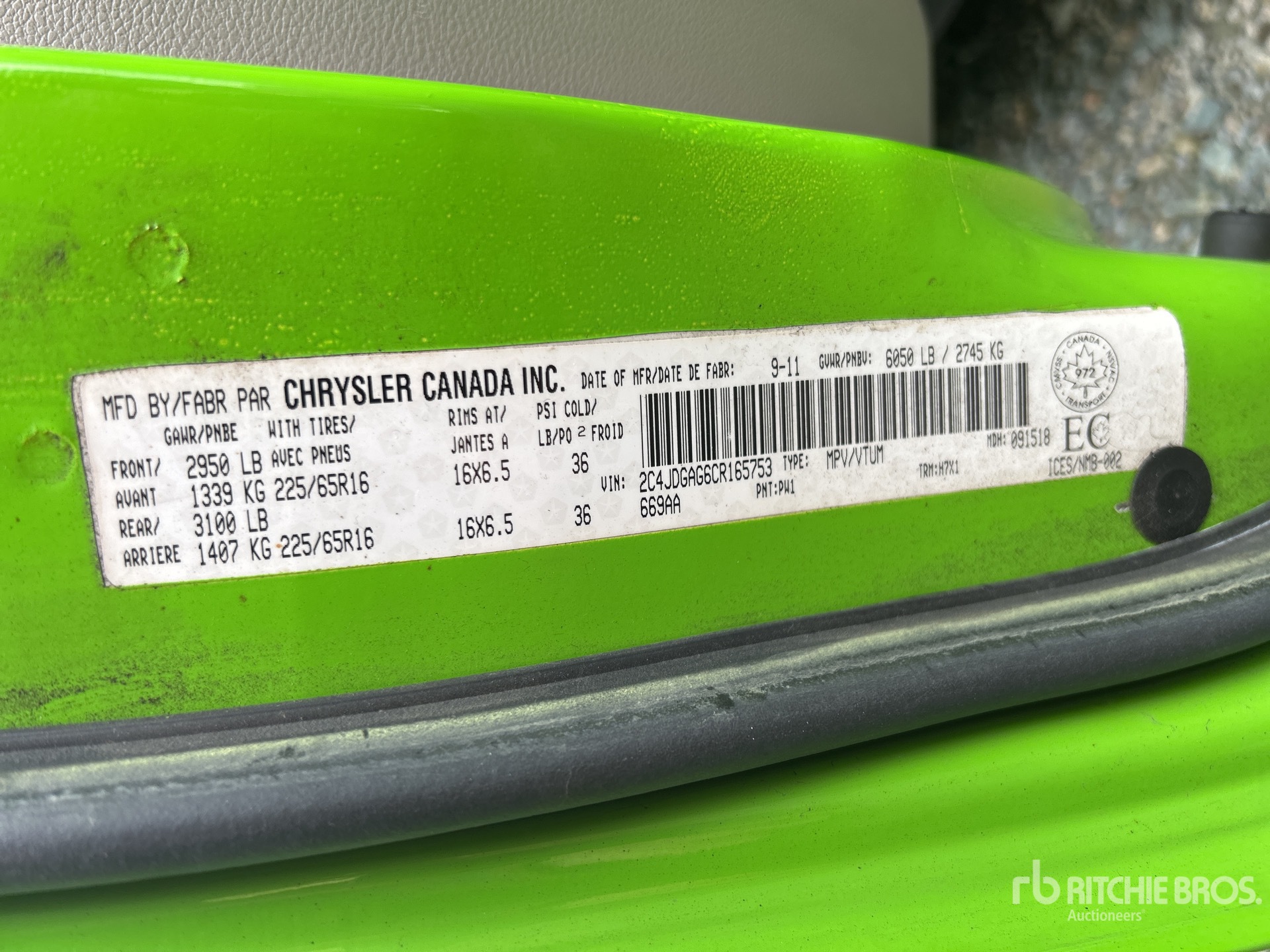 General Appearance with Serial Number / VIN