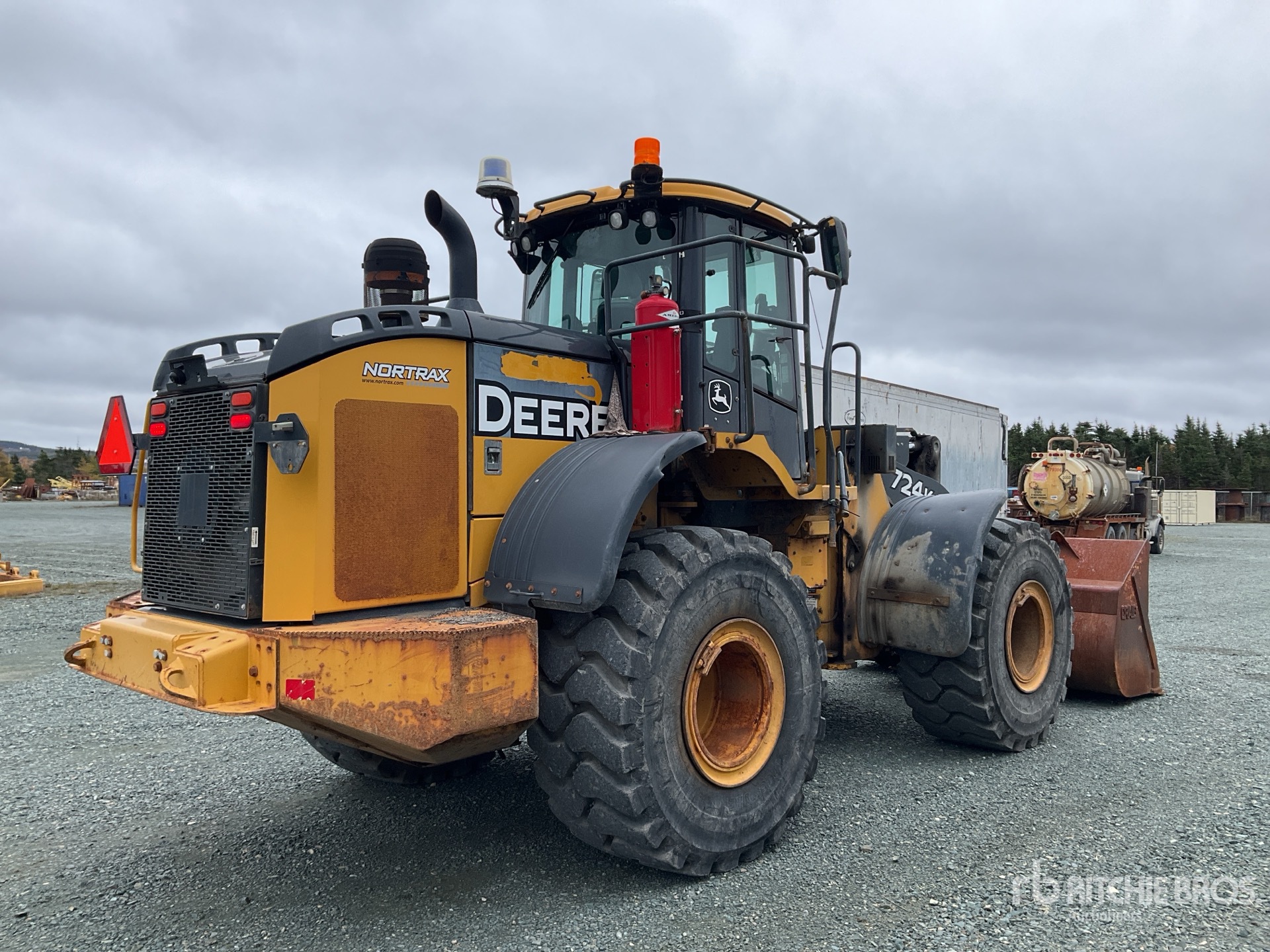 General Appearance with Picture, Right Rear Corner