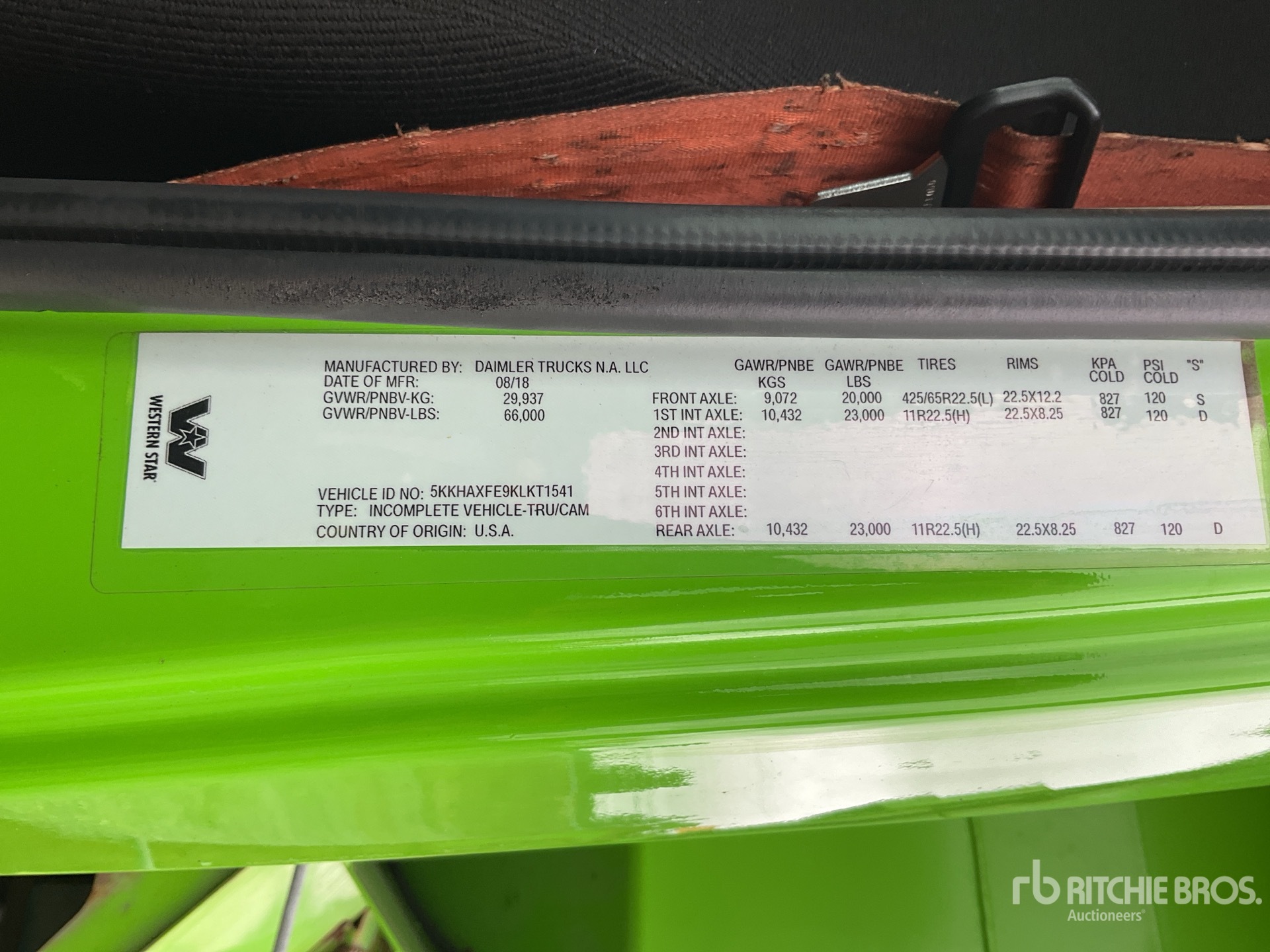 General Appearance with Serial Number / VIN