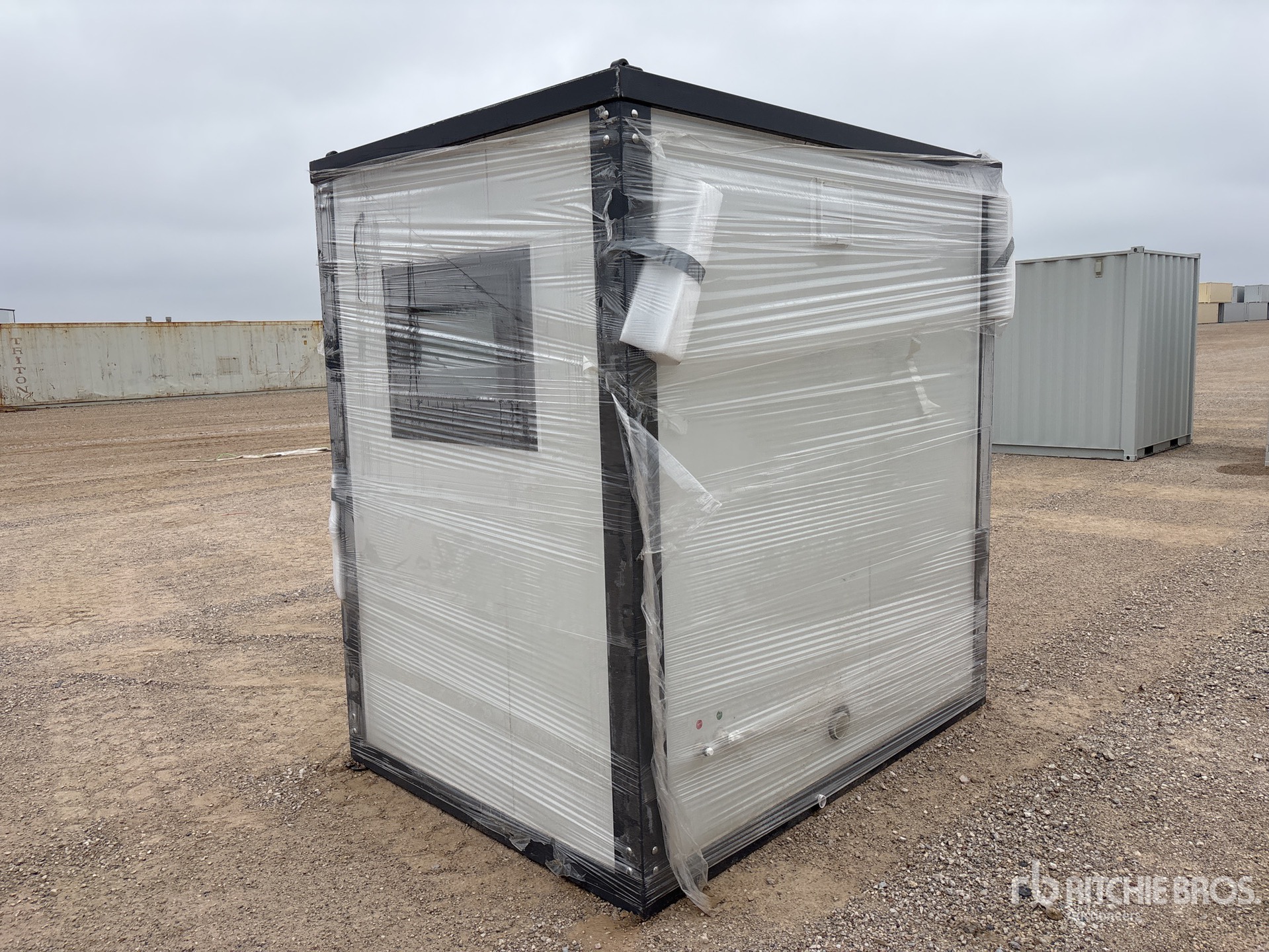 General Appearance with Bild, Ecke hinten links