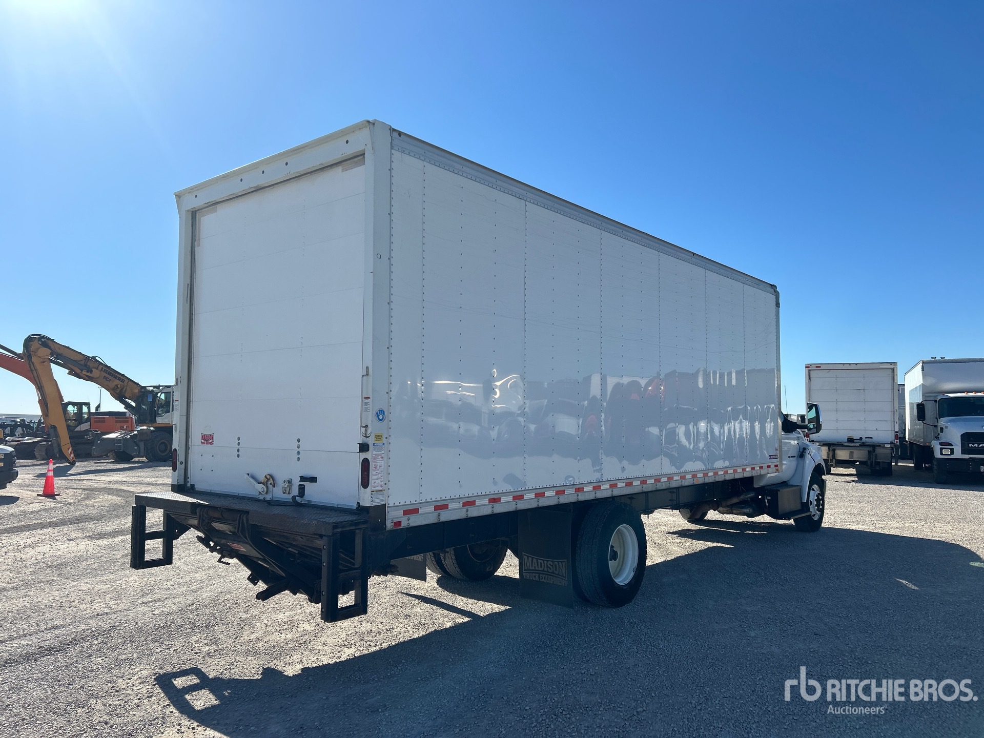 General Appearance with Imagen: esquina trasera derecha