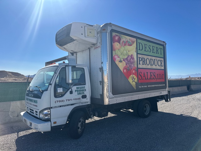 2007 Isuzu NPR 4x2 Refrigerated Truck (Inoperable) 2007 Isuzu NPR 4x2 Refrigerated Truck (Inoperable)