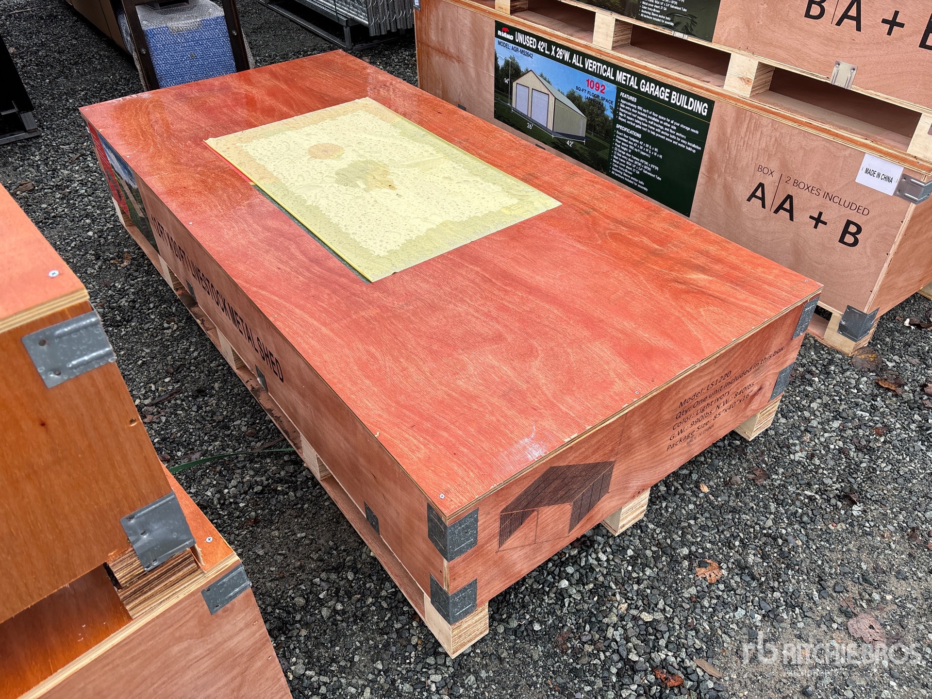 General Appearance with Picture, Left Front Corner